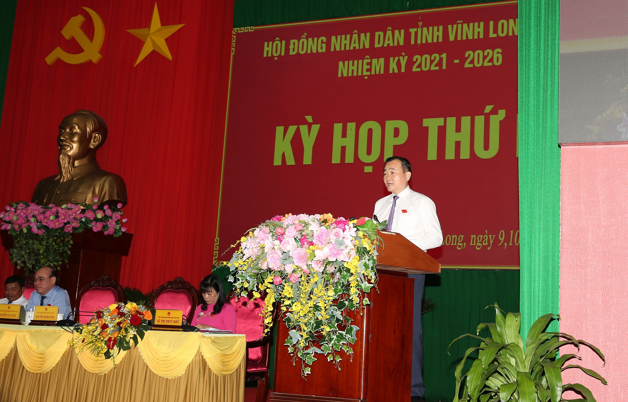 Chủ tịch UBND tỉnh Vĩnh Long Trần Trí Quang: Quyết tâm tạo bứt phá mới- Ảnh 4.