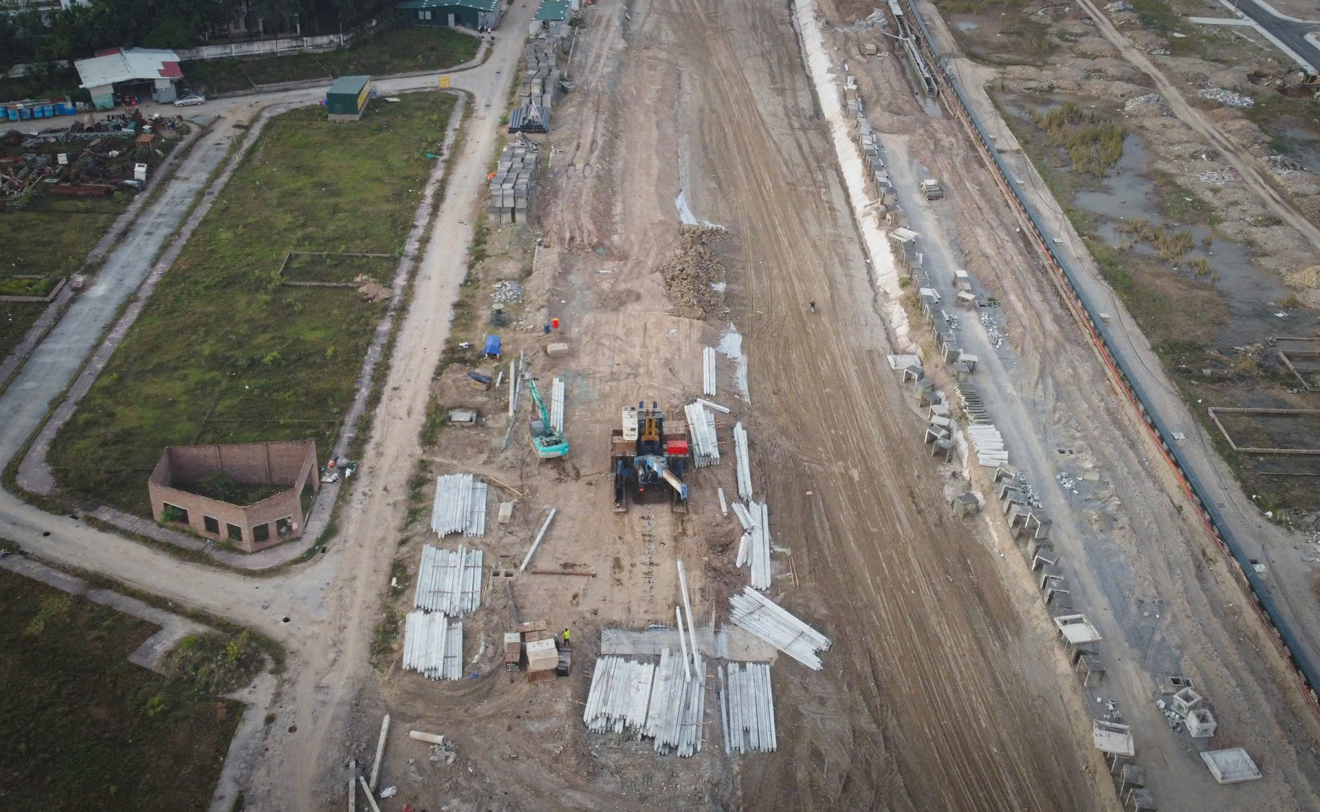 Cần kiểm soát chặt 4 nguồn thải lớn để cải thiện chất lượng không khí- Ảnh 1. Cần kiểm soát chặt 4 nguồn thải lớn để cải thiện chất lượng không khí- Ảnh 1.