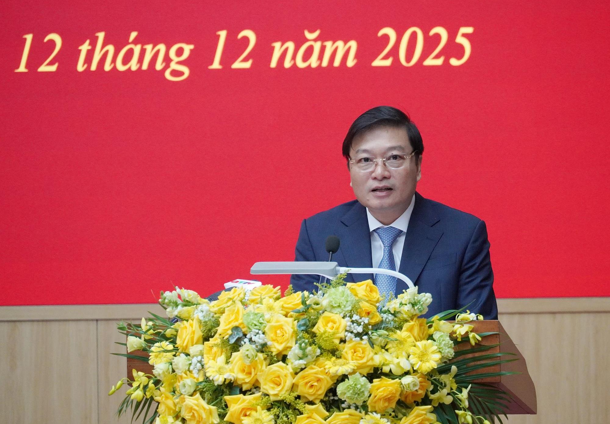 Chủ tịch UBND tỉnh Quảng Trị: Thúc đẩy mạnh mẽ các động lực tăng trưởng mới- Ảnh 1.