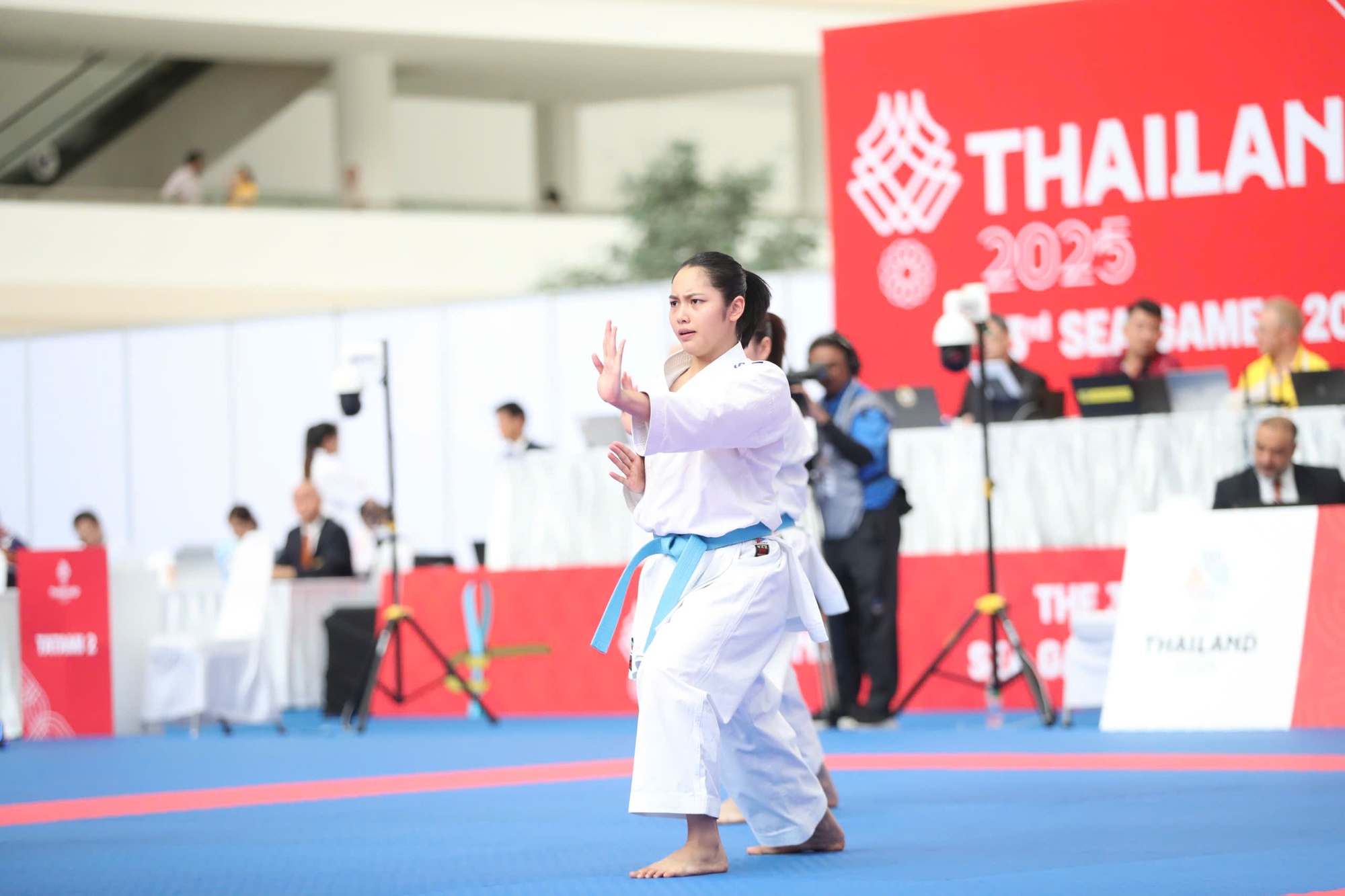 SEA Games 33: Đoàn Thể thao Việt Nam tiếp tục ‘gặt hái’ Huy chương Vàng- Ảnh 1. SEA Games 33: Đoàn Thể thao Việt Nam tiếp tục ‘gặt hái’ Huy chương Vàng- Ảnh 1.