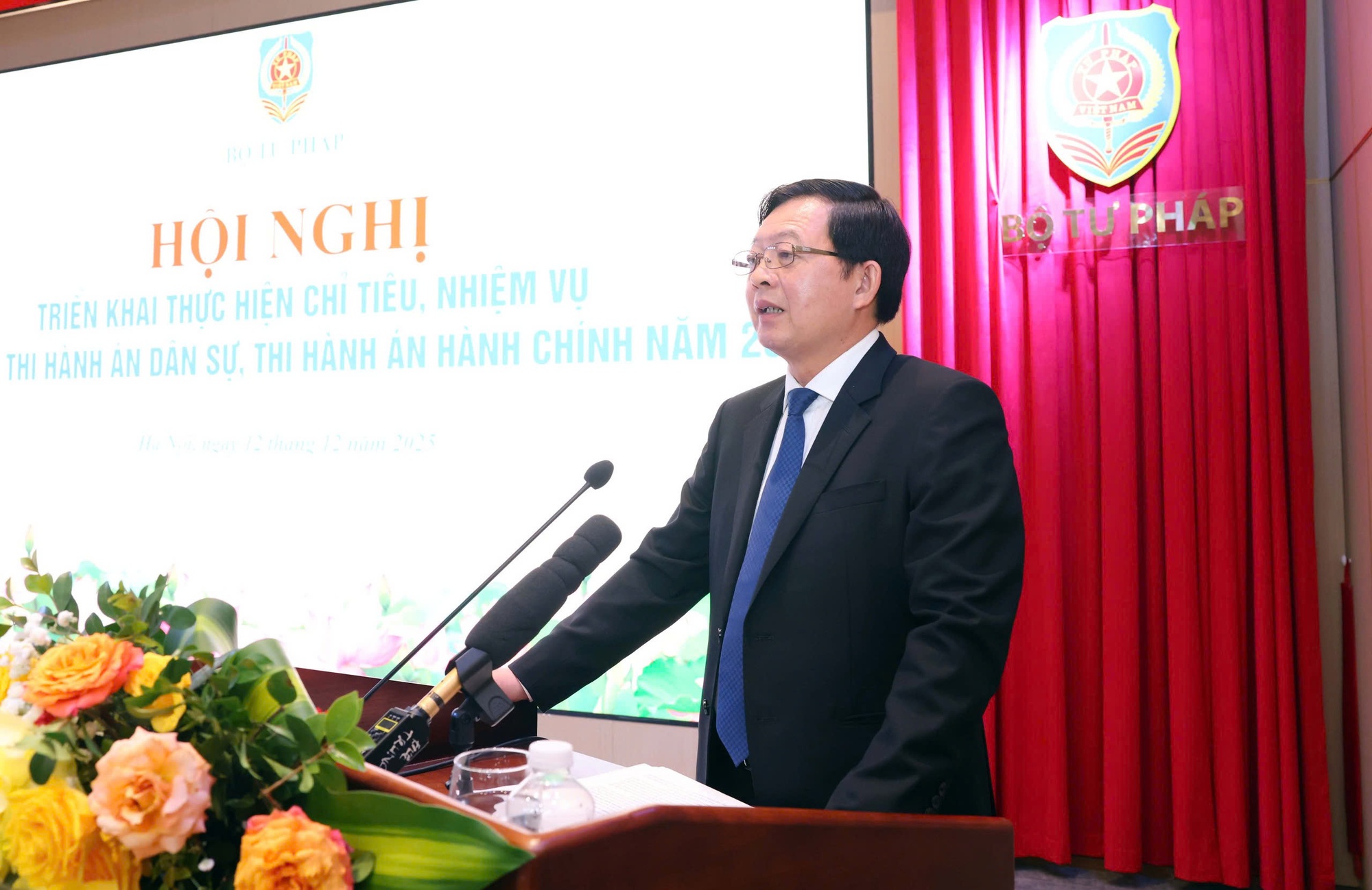 Phó Thủ tướng Hồ Quốc Dũng yêu cầu nâng hiệu quả thi hành án dân sự bằng kỷ cương, đổi mới và số hóa- Ảnh 1. Phó Thủ tướng Hồ Quốc Dũng yêu cầu nâng hiệu quả thi hành án dân sự bằng kỷ cương, đổi mới và số hóa- Ảnh 1.