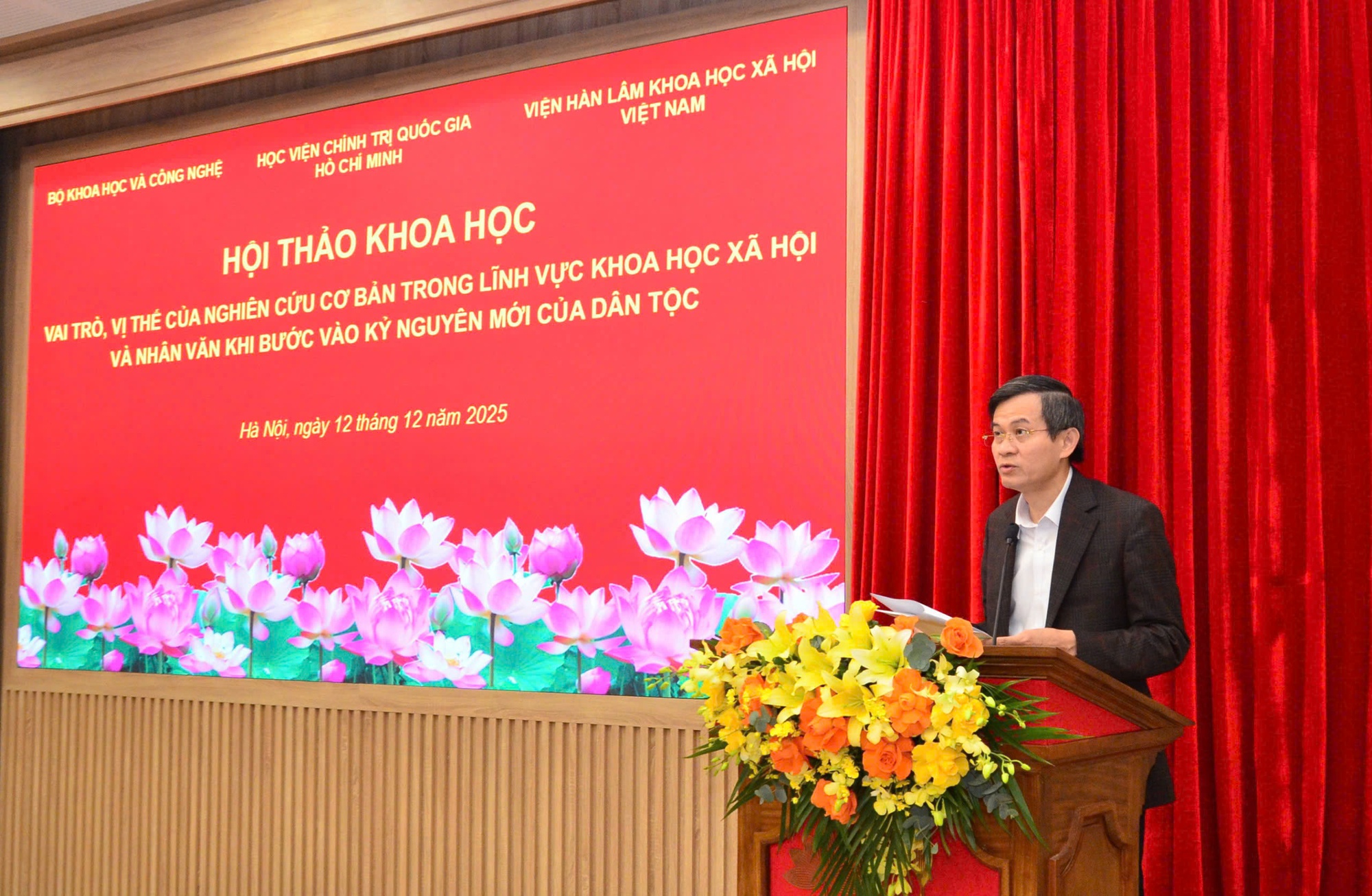 Đẩy mạnh tài trợ cho nghiên cứu cơ bản trong khoa học xã hội và nhân văn- Ảnh 1.
