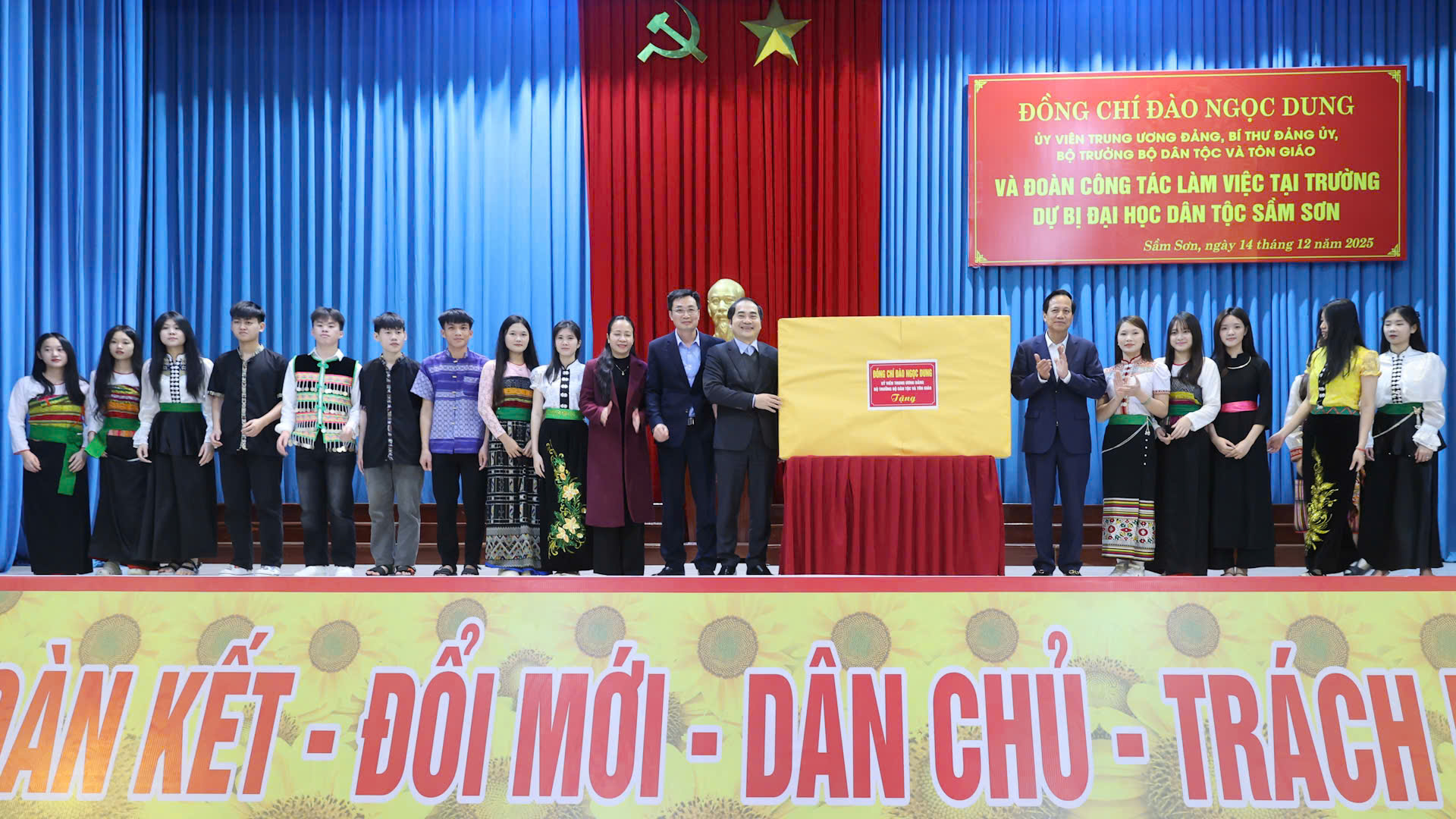 Cần tiếp tục hoàn thiện mô hình dự bị đại học dân tộc- Ảnh 3.