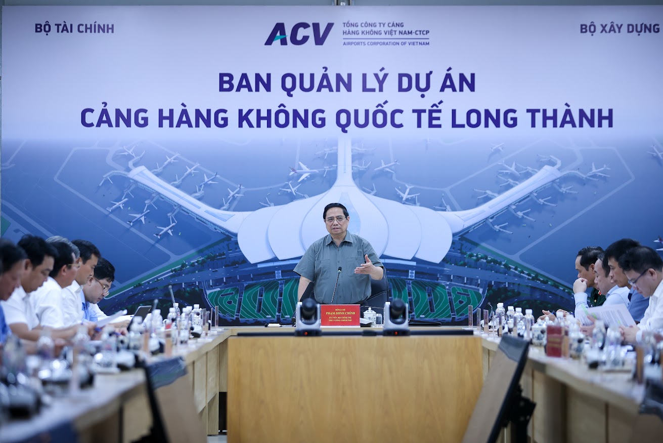 Thủ tướng: Sân bay Long Thành sẽ đón chuyến bay chính thức đầu tiên vào 19/12- Ảnh 5. Thủ tướng: Sân bay Long Thành sẽ đón chuyến bay chính thức đầu tiên vào 19/12- Ảnh 5.