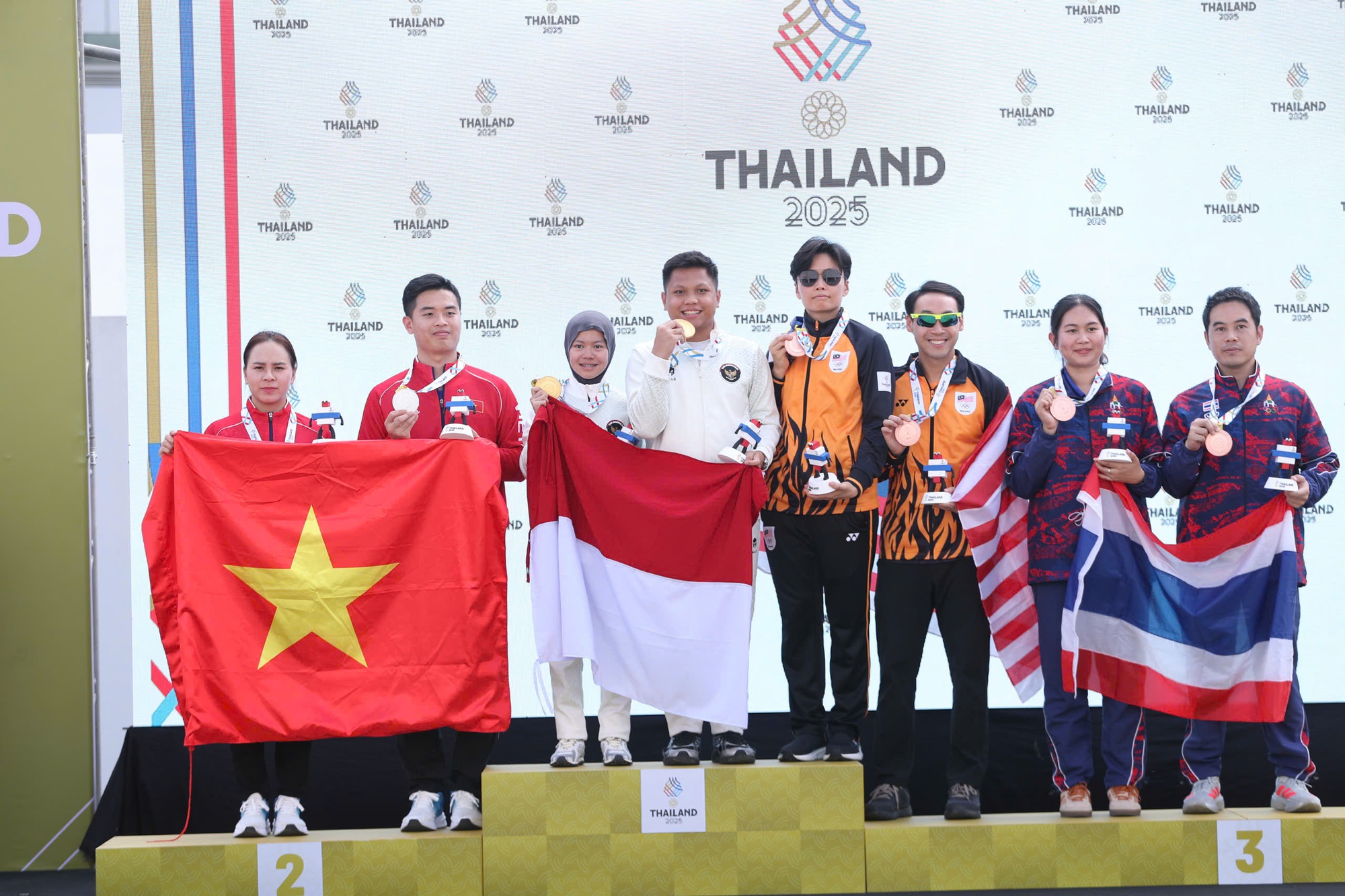 SEA Games 33: VĐV Việt Nam đã có màn trình diễn ấn tượng - Ảnh 1. SEA Games 33: VĐV Việt Nam đã có màn trình diễn ấn tượng - Ảnh 1.