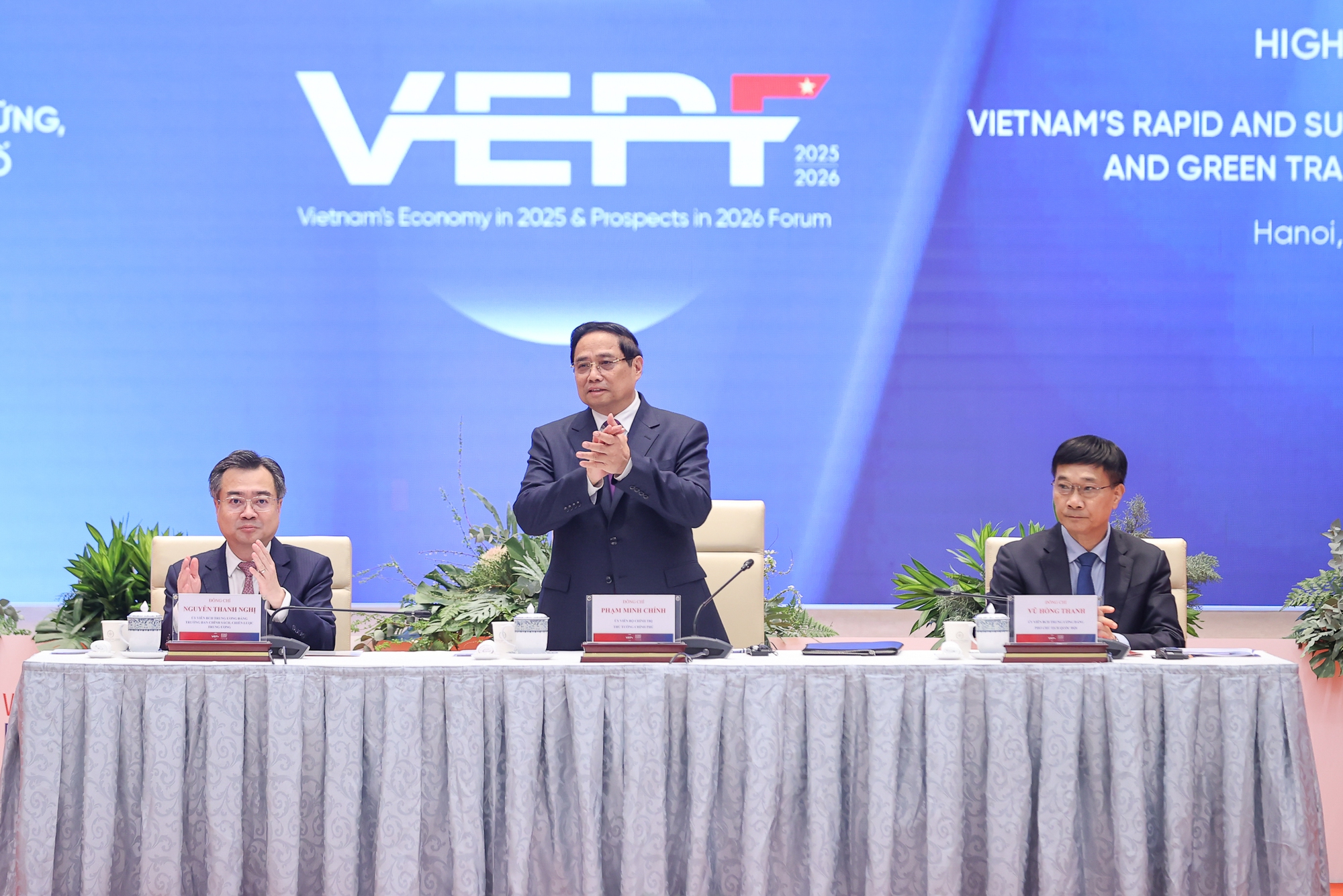 Thủ tướng: Việt Nam xác định ổn định là pháo đài bất khả xâm phạm; phát triển nhanh, bền vững là động cơ vĩnh cửu- Ảnh 4.