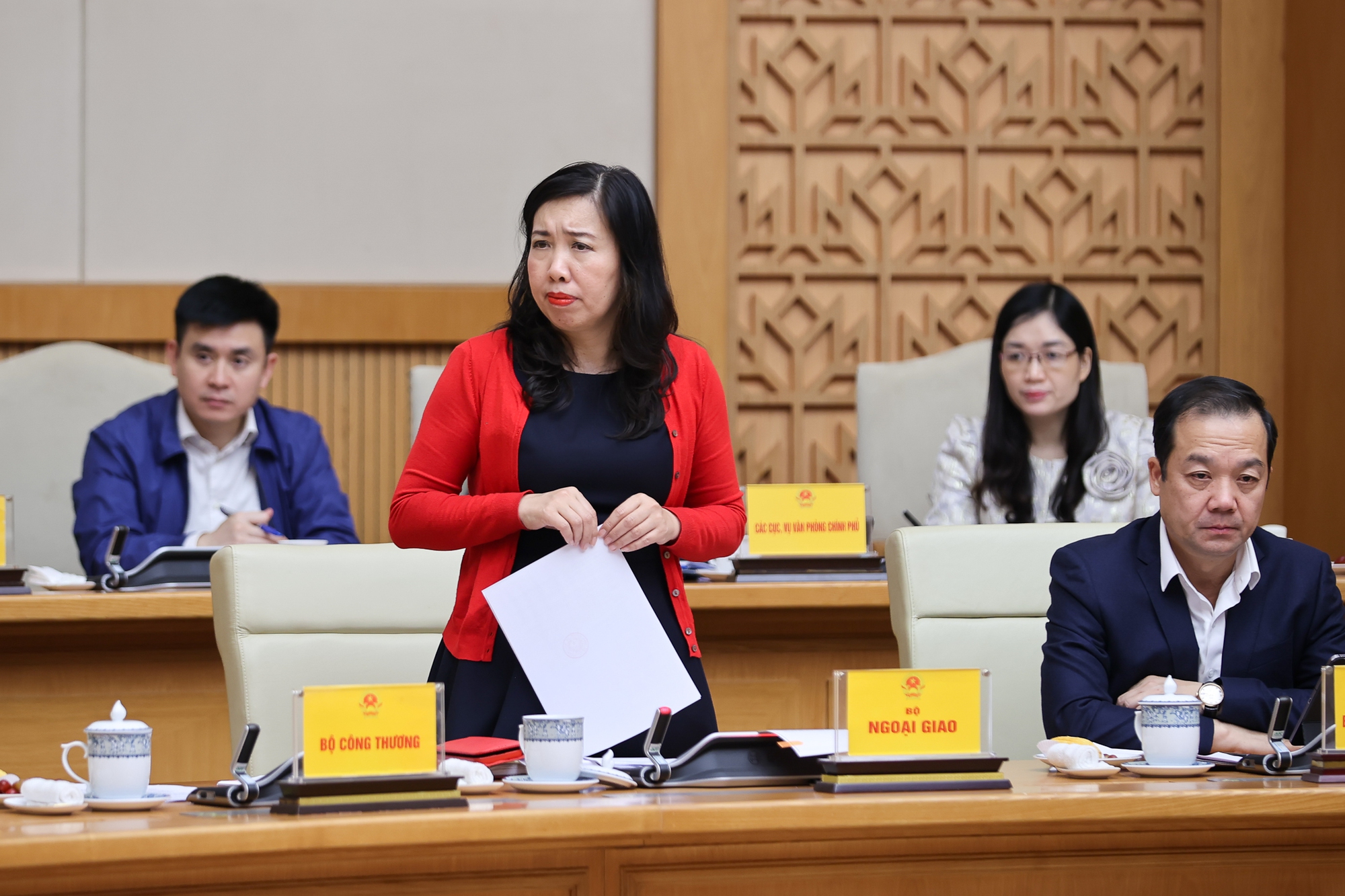 Thủ tướng: Sử dụng tối đa các công cụ để chống khai thác IUU và rà soát, đề xuất công cụ mới- Ảnh 5. Thủ tướng: Sử dụng tối đa các công cụ để chống khai thác IUU và rà soát, đề xuất công cụ mới- Ảnh 5.