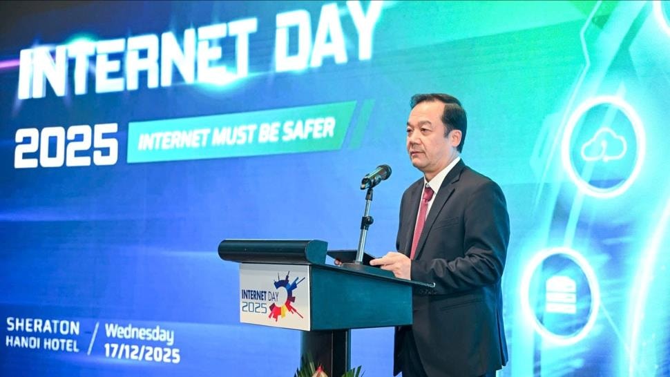 Internet Day 2025: Kiến tạo không gian số tin cậy- Ảnh 1.