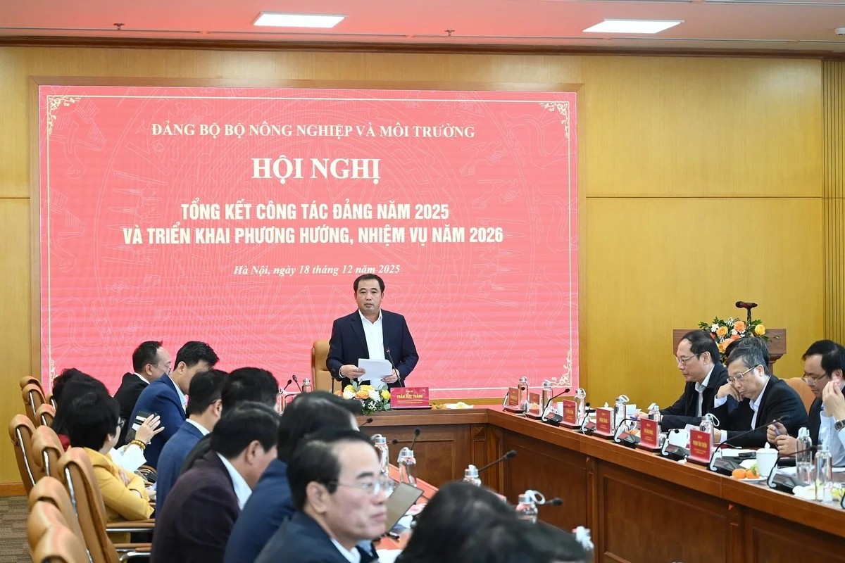 Phát huy tinh thần trách nhiệm, đổi mới, thống nhất toàn ngành Nông nghiệp và Môi trường- Ảnh 1.