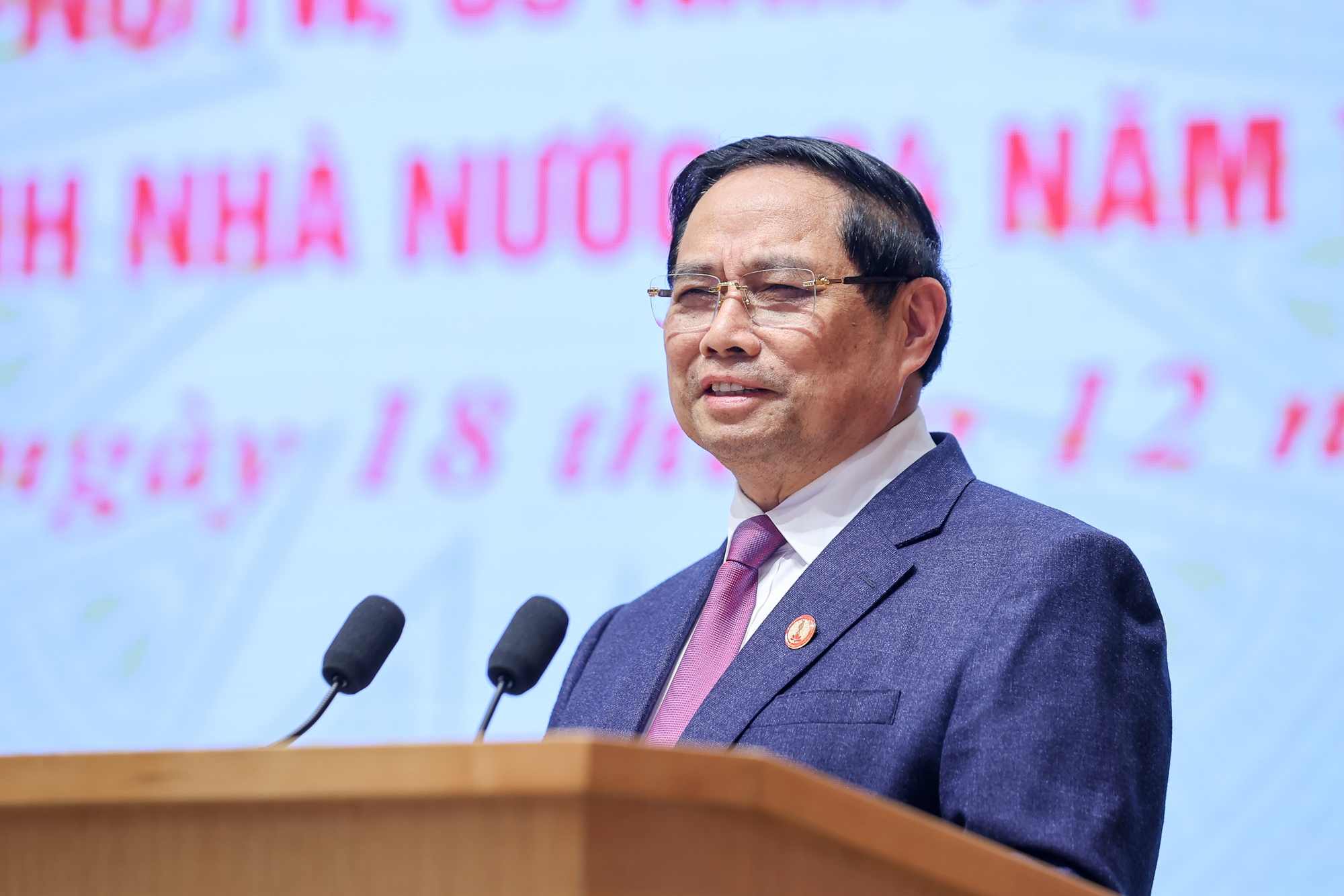 Thủ tướng: Tạo đột phá để Việt Nam bắt kịp, tiến cùng và vươn lên, vững bước tiến vào kỷ nguyên mới- Ảnh 14. Thủ tướng: Tạo đột phá để Việt Nam bắt kịp, tiến cùng và vươn lên, vững bước tiến vào kỷ nguyên mới- Ảnh 14.