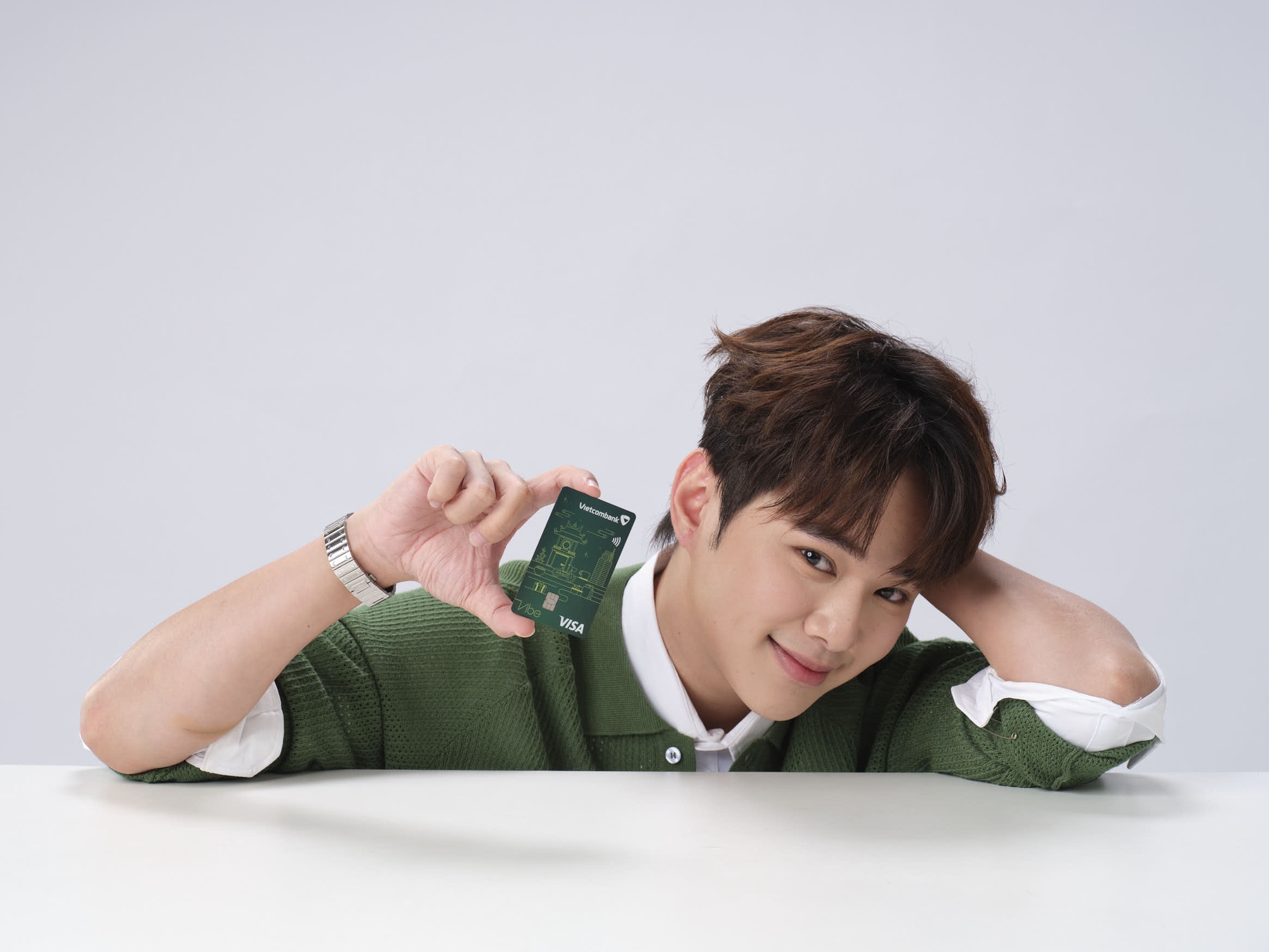 Chi tiêu số lên ngôi, người trẻ 'giữ tiền' theo cách mới- Ảnh 2.