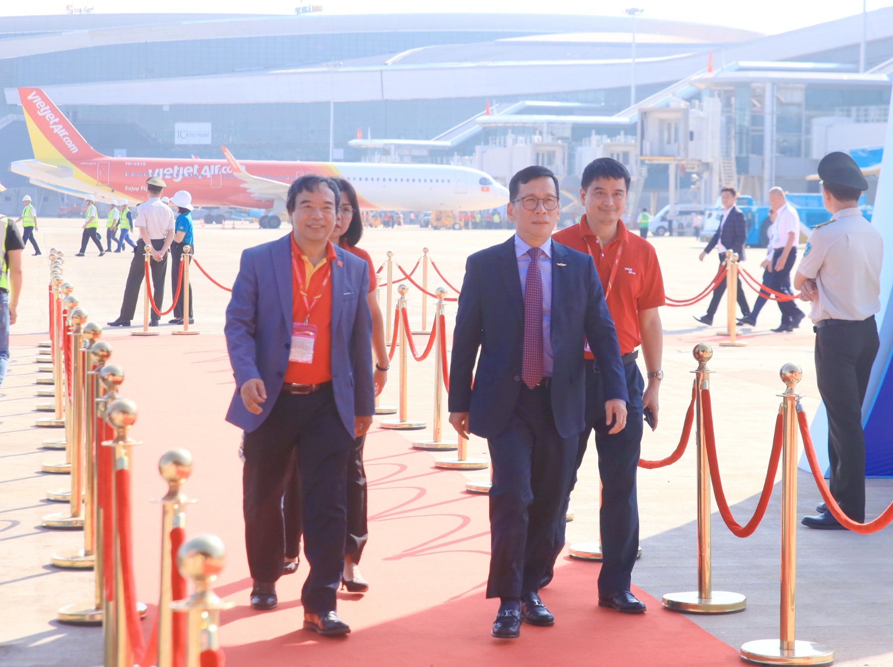Vietjet cất nóc hangar chuẩn quốc tế, khai trương chuyến bay tới sân bay Long Thành- Ảnh 4.