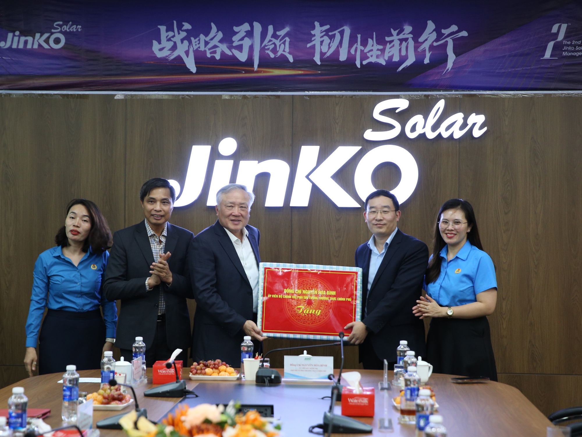 Phó Thủ tướng Thường trực Chính phủ Nguyễn Hòa Bình thăm, kiểm tra một số dự án tại Quảng Ninh- Ảnh 4.