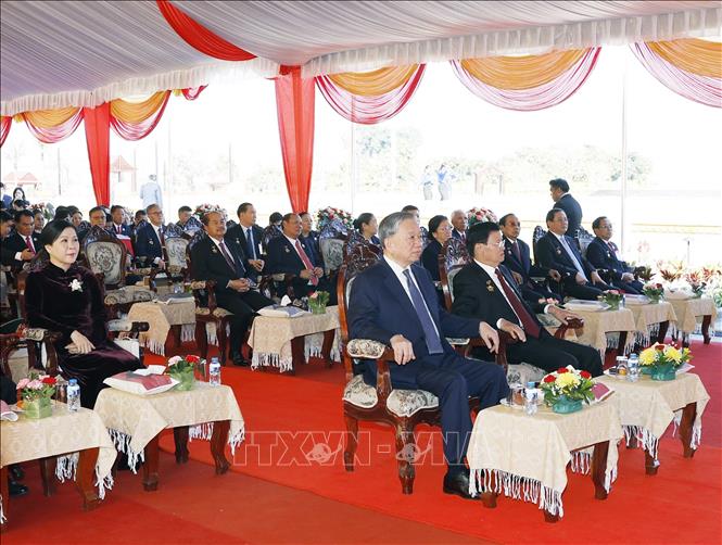 Khánh thành Công viên Hữu nghị Lào - Việt Nam: Biểu tượng sinh động của mối quan hệ thủy chung, son sắt - Ảnh 2.