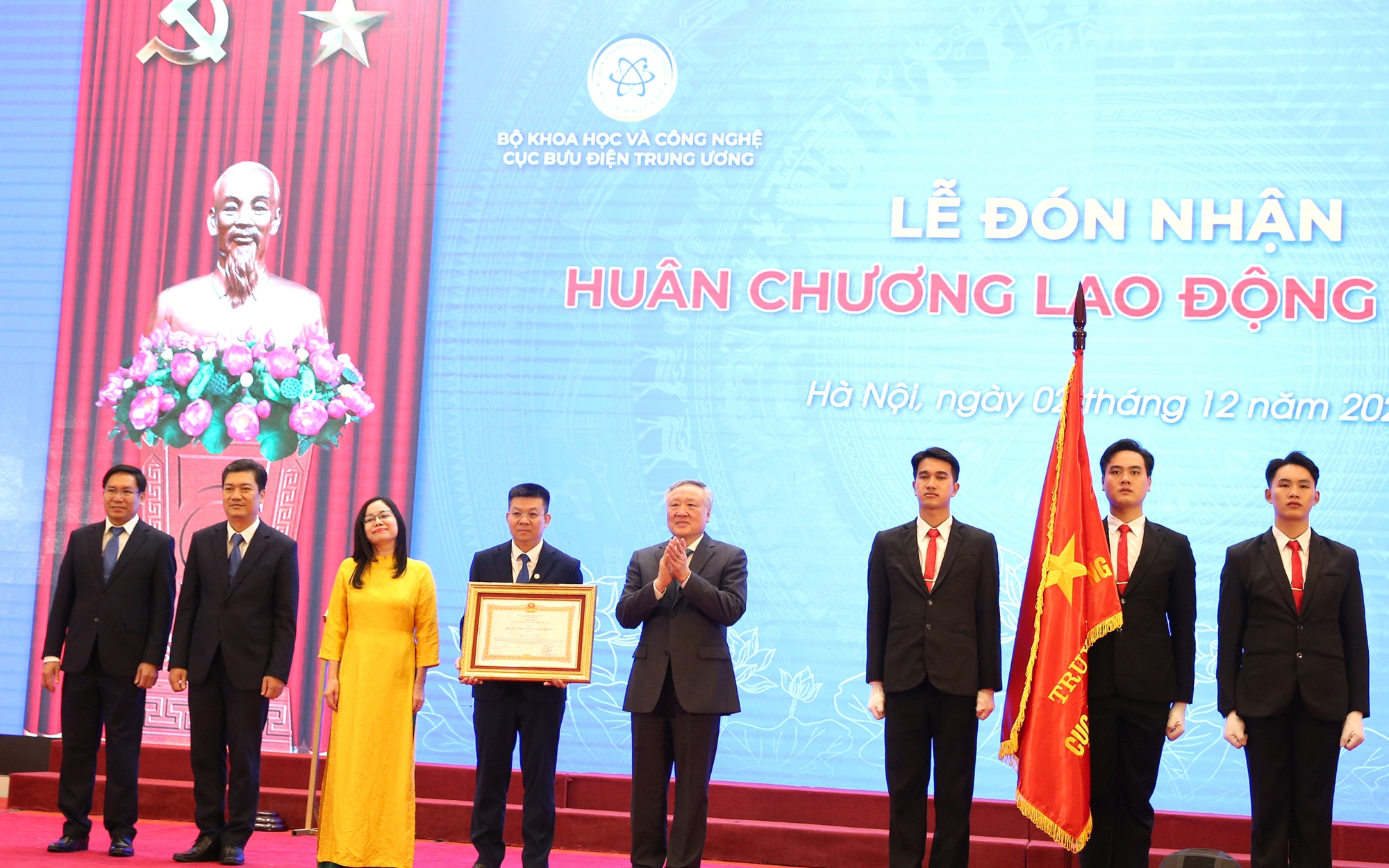 Phó Thủ tướng Thường trực Nguyễn Hòa Bình dự Lễ kỷ niệm 60 năm ngày thành lập Cục Bưu điện Trung ương