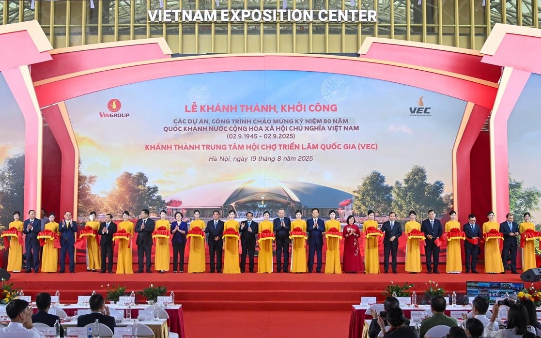 Thủ tướng đôn đốc chuẩn bị Lễ khánh thành, khởi công các công trình lớn, ý nghĩa chào mừng Đại hội Đảng