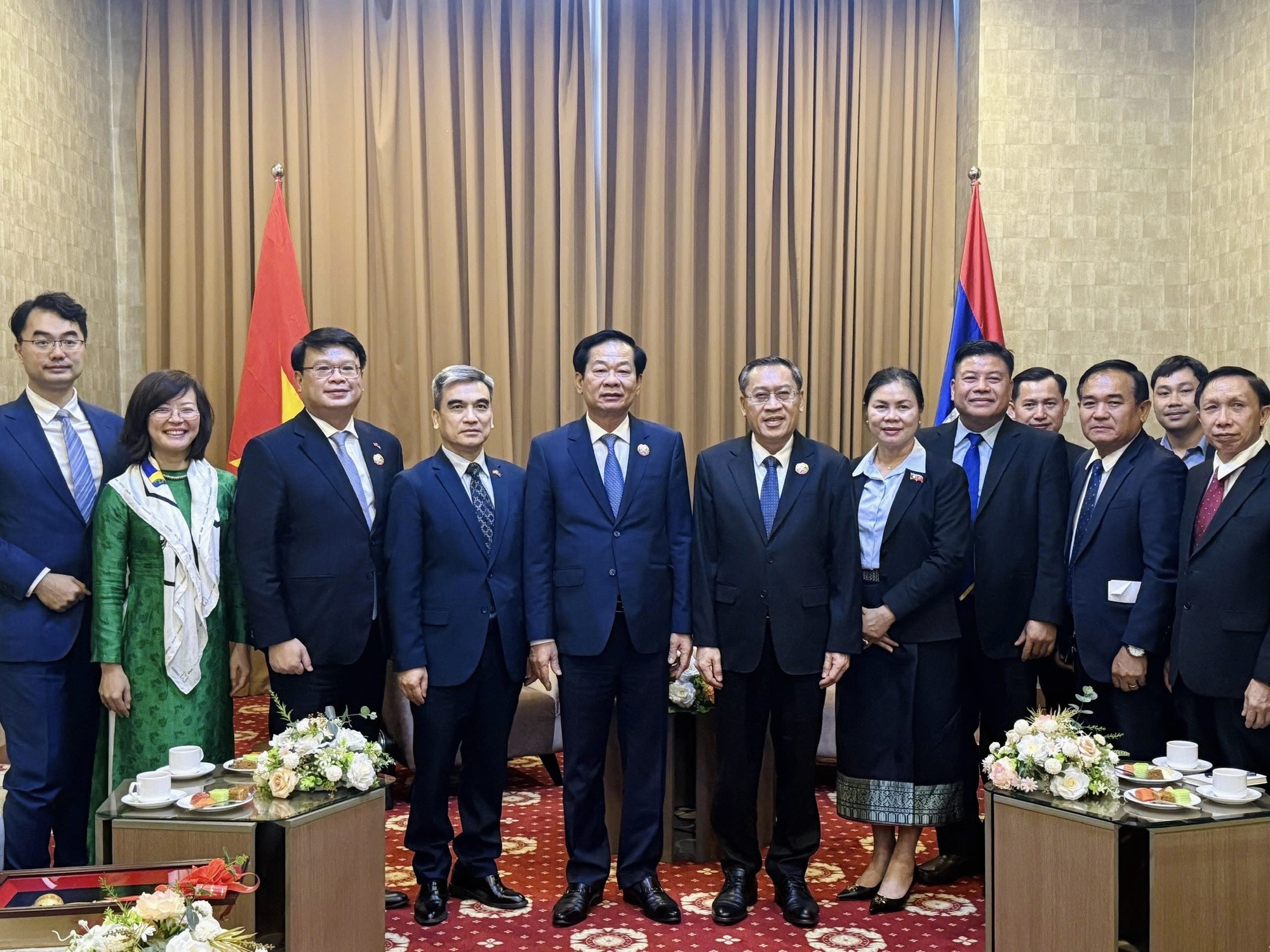 Việt Nam - Lào tăng cường hợp tác trong lĩnh vực lao động và người có công- Ảnh 2. Việt Nam - Lào tăng cường hợp tác trong lĩnh vực lao động và người có công- Ảnh 2.