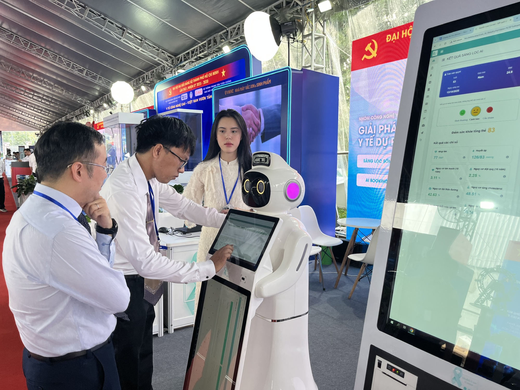 Cải cách hành chính gắn với chuyển đổi số: Từ chủ trương lớn đến chuyển động thực chất ở địa phương- Ảnh 1.