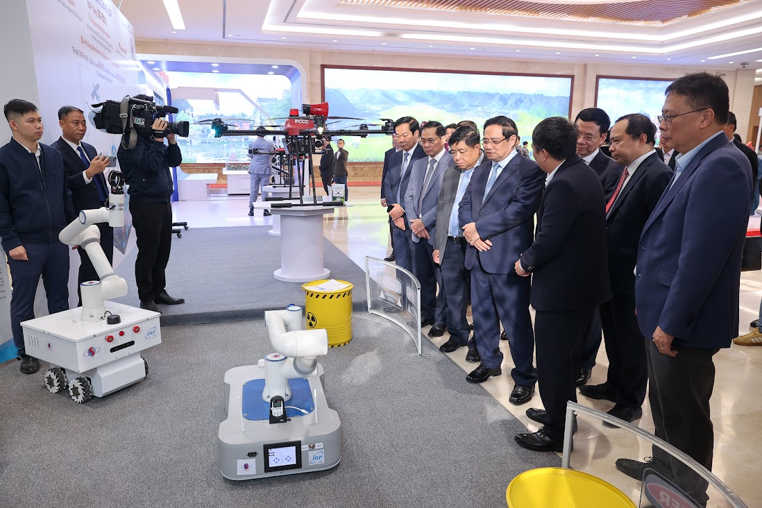 Kiến tạo cấu trúc nền kinh tế số quốc gia thay vì số hóa rời rạc- Ảnh 2.