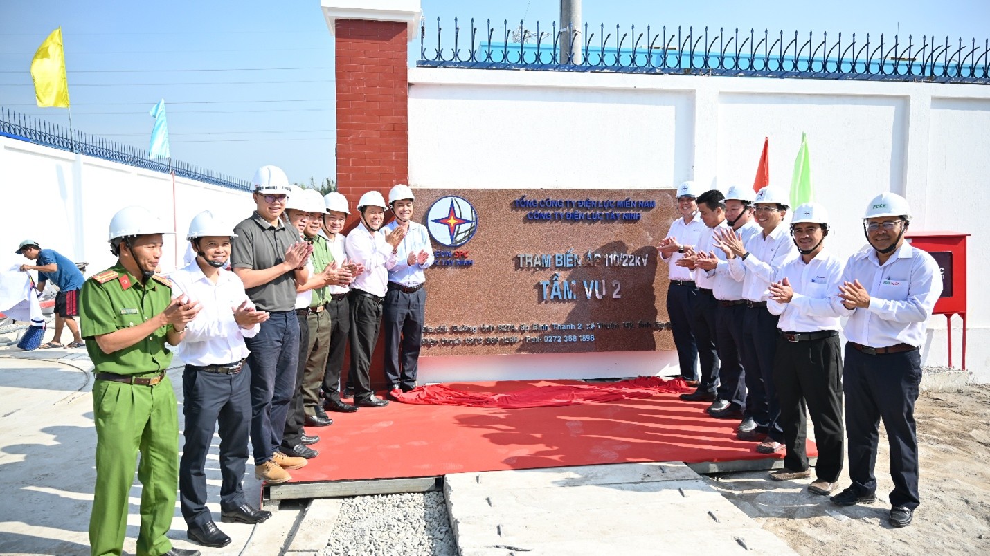 EVNSPC: Nhiều công trình điện được khởi công, khánh thành chào mừng Đại hội Đảng toàn quốc lần thứ XIV- Ảnh 2.