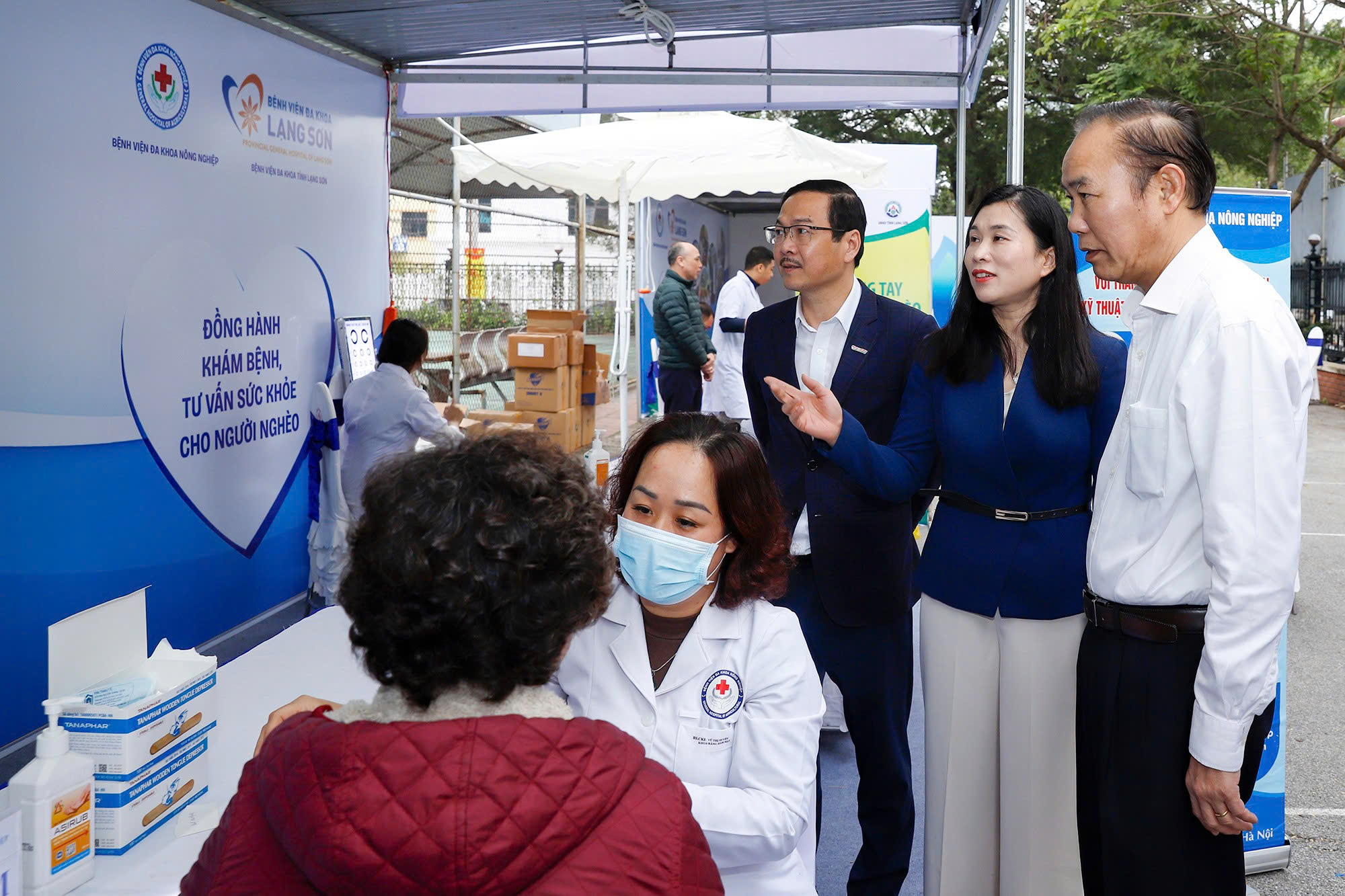 "Không để ai bị bỏ lại phía sau": Từ khẩu hiệu đến hành động- Ảnh 2.