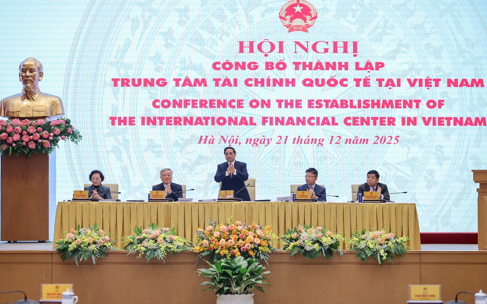 Sáng nay, chính thức công bố thành lập Trung tâm tài chính quốc tế tại Việt Nam