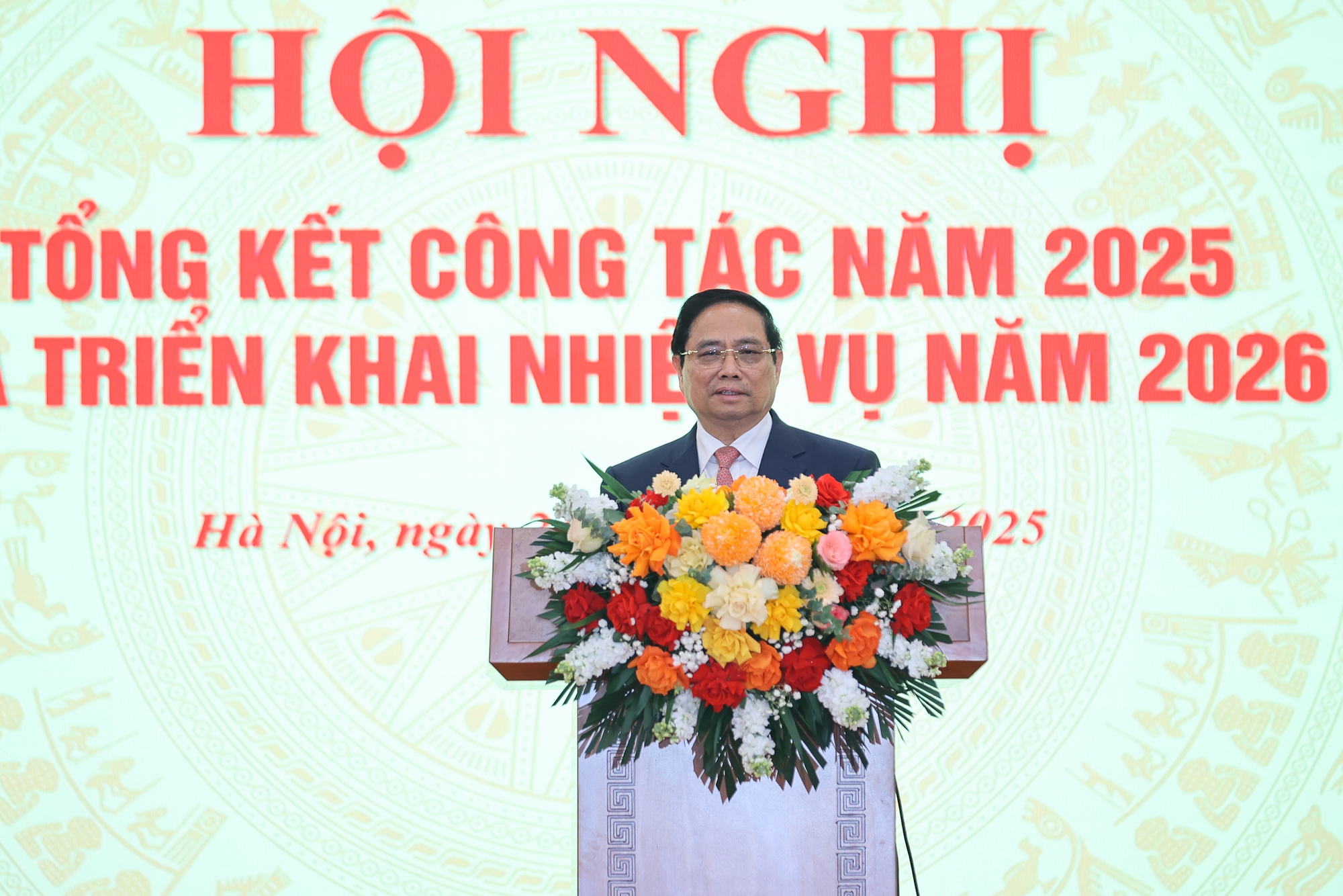 Thủ tướng: Ngành Xây dựng thực hiện "5 đảm bảo, 6 đột phá" để phát triển kết cấu hạ tầng đồng bộ, hiện đại- Ảnh 5.
