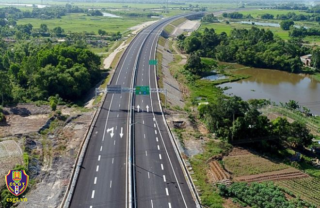 Cục Cảnh sát giao thông: Tuyến cao tốc Vân Phong - Nha Trang có nguy cơ mất an toàn- Ảnh 1.