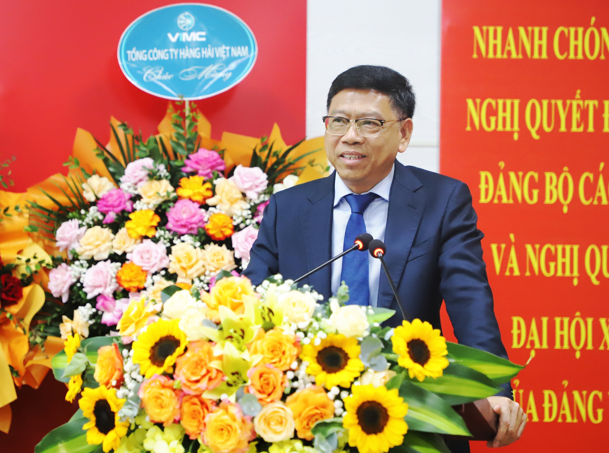 Hàng hóa qua cảng biển tăng mạnh, 100% thủ tục hành chính được làm 'online' - Ảnh 3.