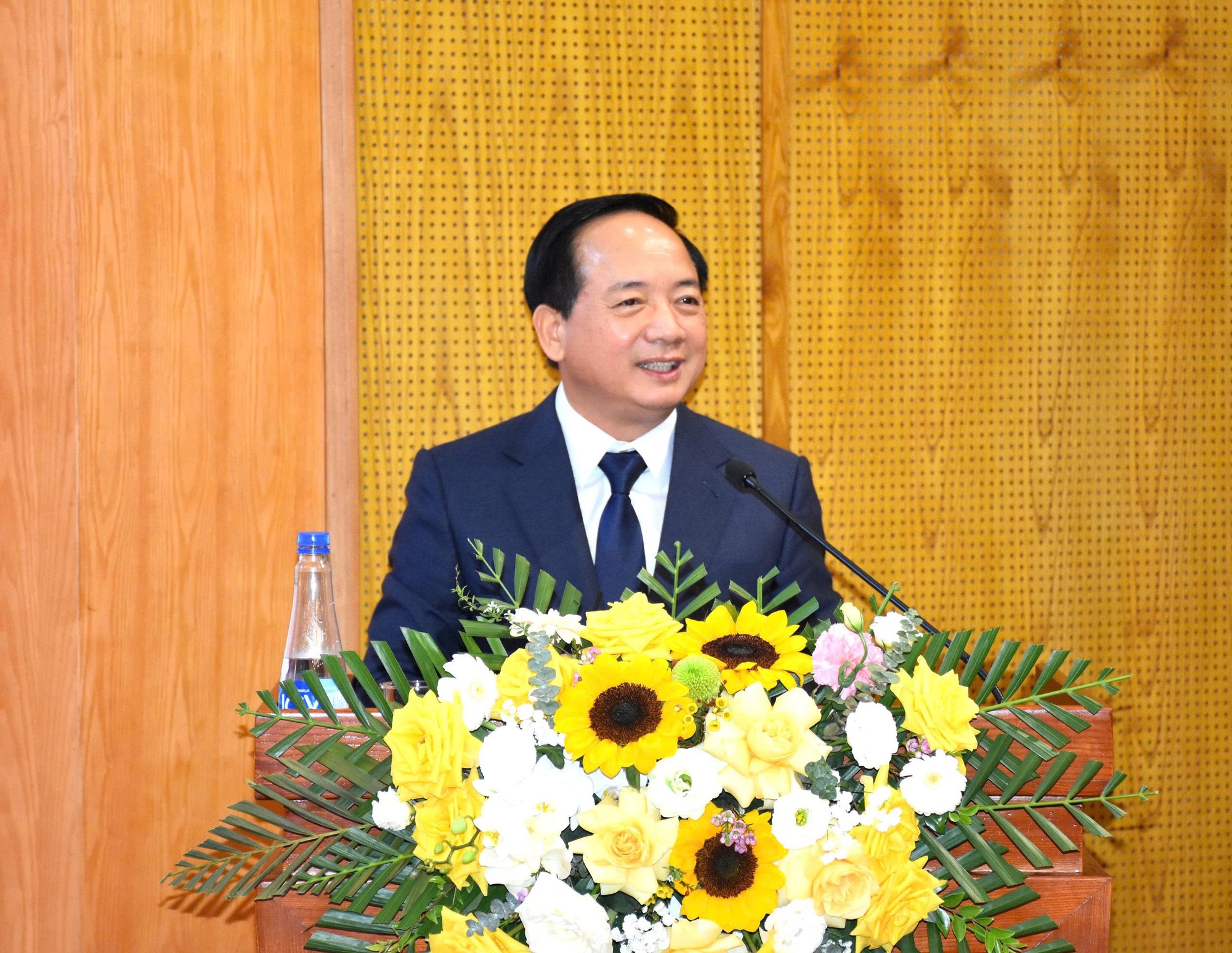 Tăng cường công tác tuyên truyền trước, trong và sau Đại hội XIV của Đảng- Ảnh 5. Tăng cường công tác tuyên truyền trước, trong và sau Đại hội XIV của Đảng- Ảnh 5.