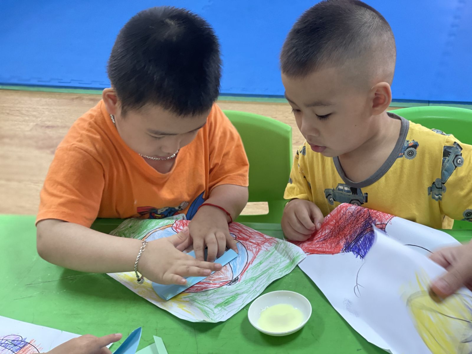 Khi thi đua bắt nguồn từ ngọn lửa nhiệt huyết của người thầy- Ảnh 5.