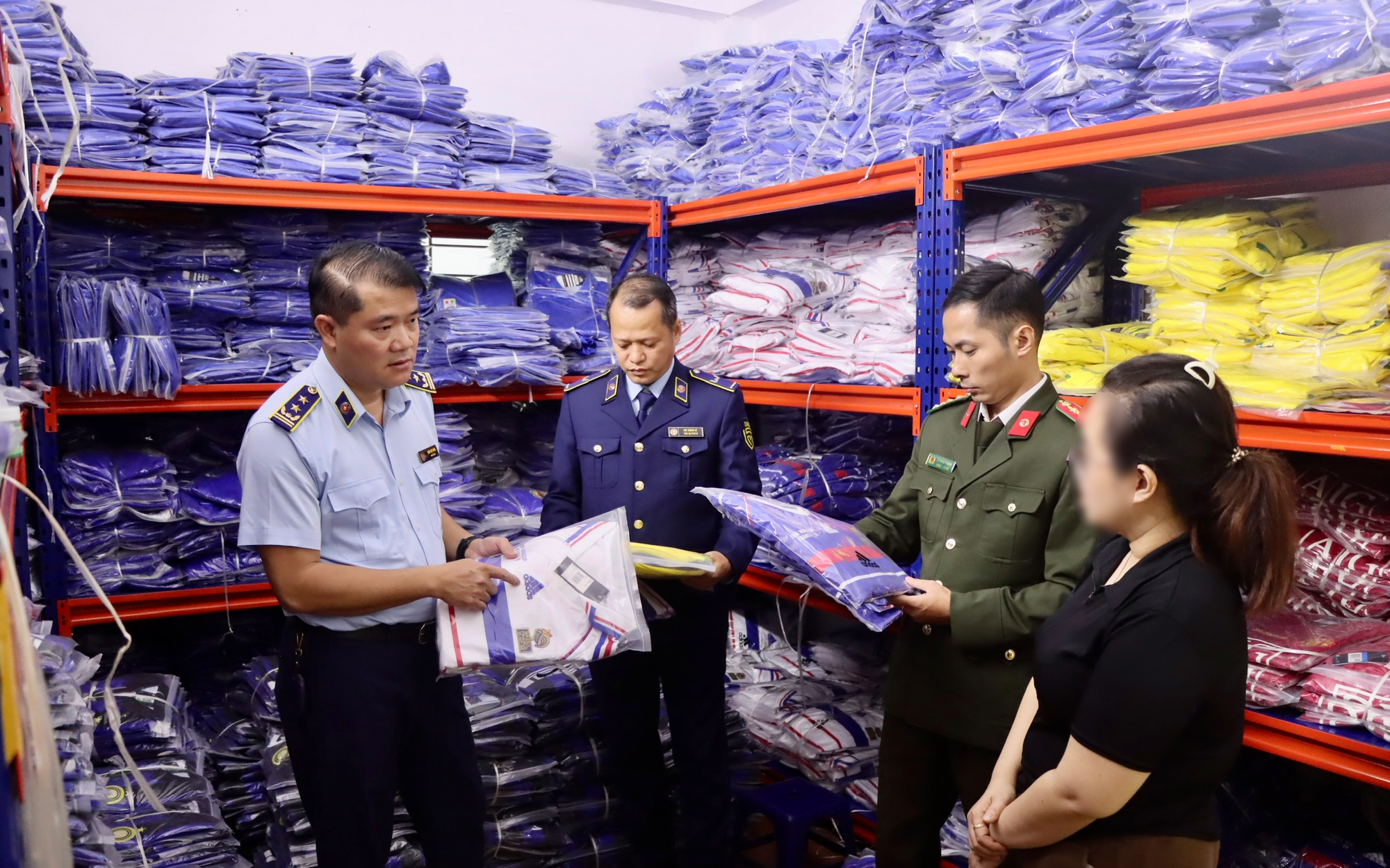 Minh bạch thị trường thương mại điện tử, bảo vệ DN kinh doanh chân chính