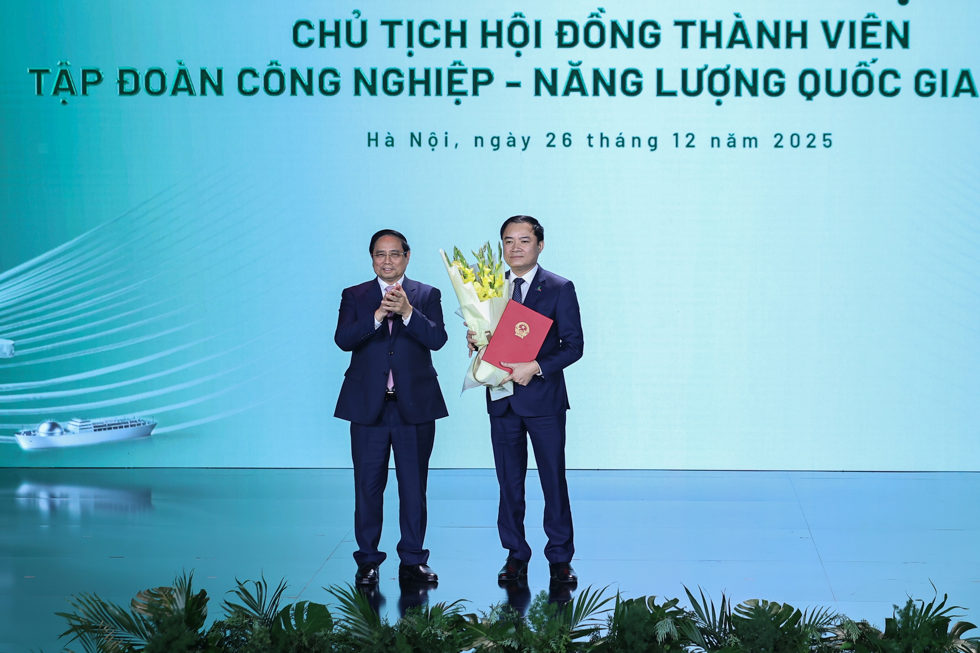 Thủ tướng bổ nhiệm ông Lê Ngọc Sơn làm Chủ tịch HĐTV Petrovietnam- Ảnh 1.
