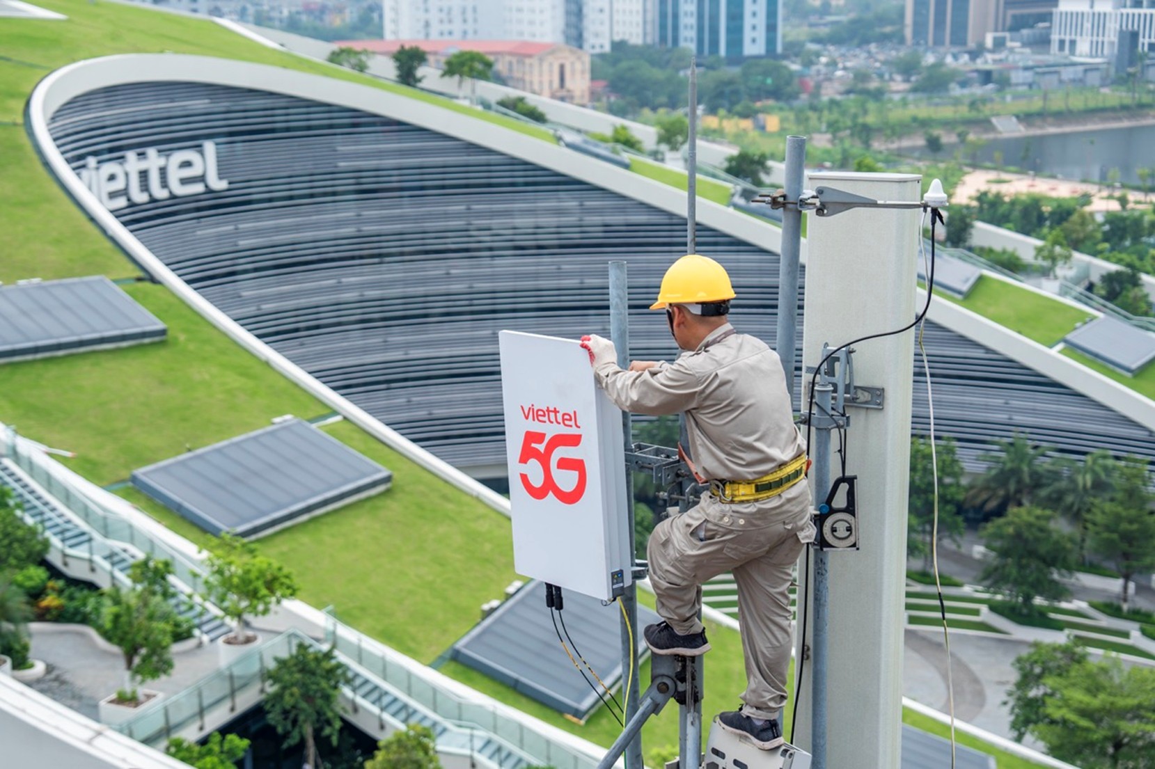 Bộ Khoa học và Công nghệ ghi nhận Viettel hoàn thành cam kết triển khai mạng 5G- Ảnh 2.