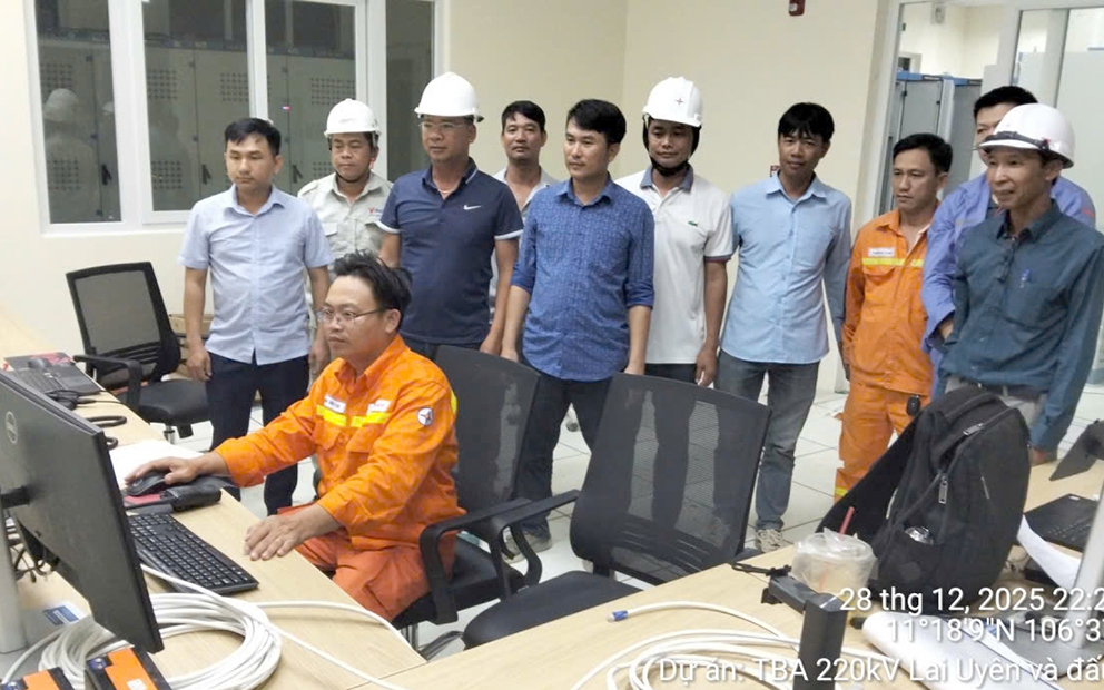 Đóng điện dự án trạm biến áp 220kV Lai Uyên và đấu nối