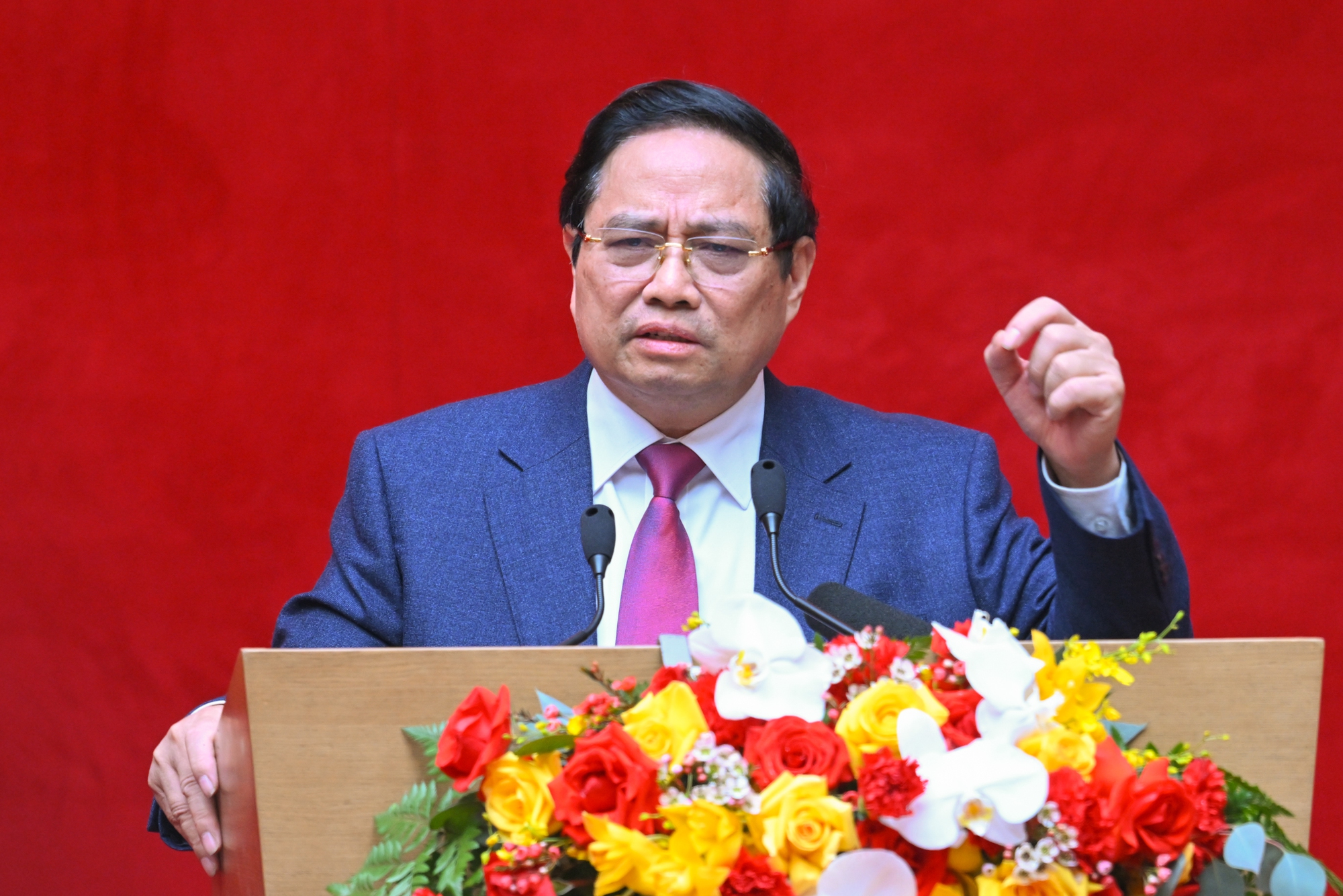 Thủ tướng: Kết hợp chặt chẽ giữa phát triển KTXH với bảo đảm quốc phòng, an ninh vùng ĐBSCL- Ảnh 6.