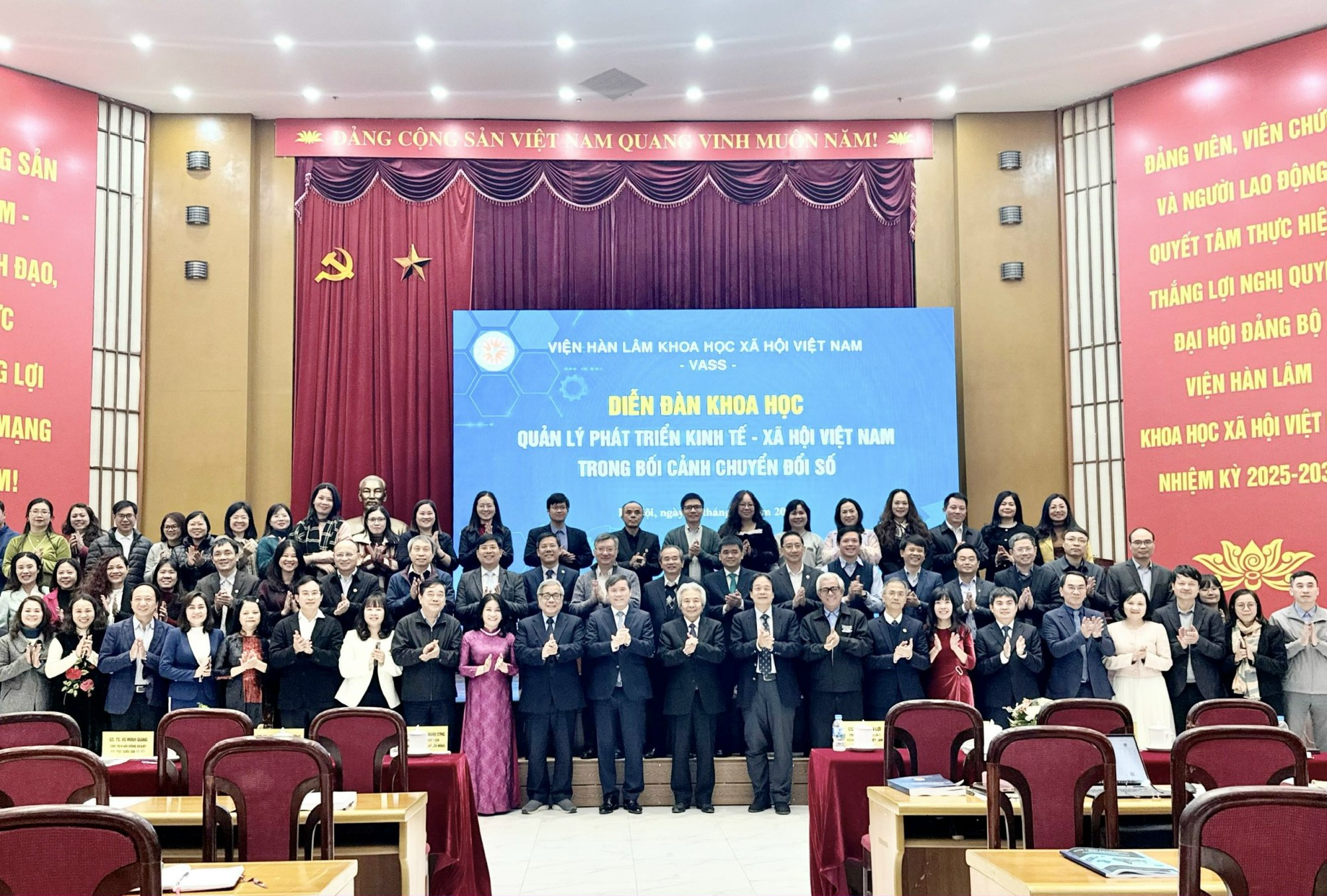 Tận dụng cơ hội từ lực lượng sản xuất số cho tăng trưởng mới- Ảnh 2.