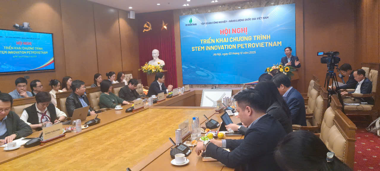 Triển khai thần tốc "STEM Innovation Petrovietnam": 100 phòng học tiêu chuẩn bàn giao chậm nhất ngày 31/12- Ảnh 1.