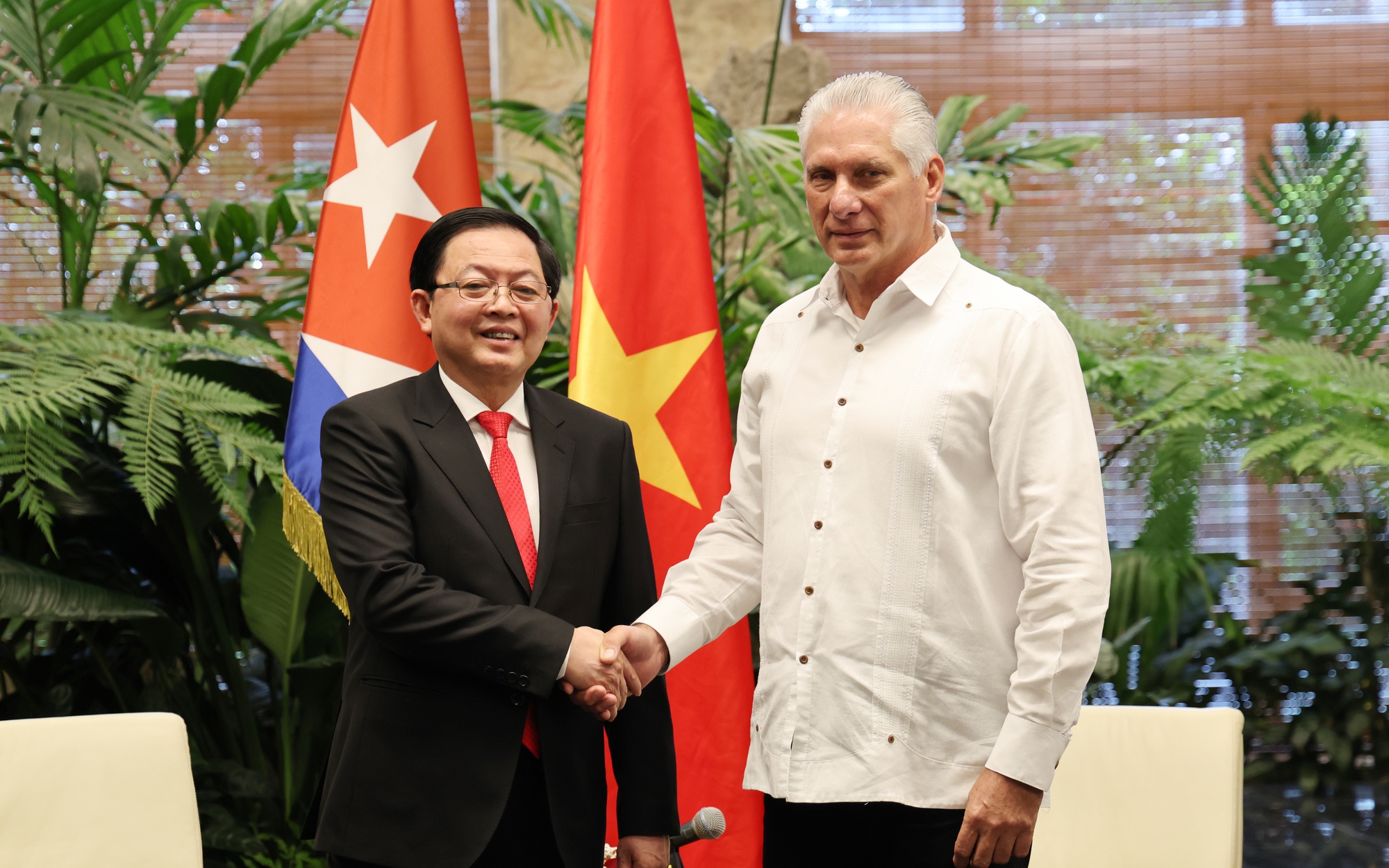 Tiếp tục củng cố quan hệ đoàn kết đặc biệt Việt Nam - Cuba