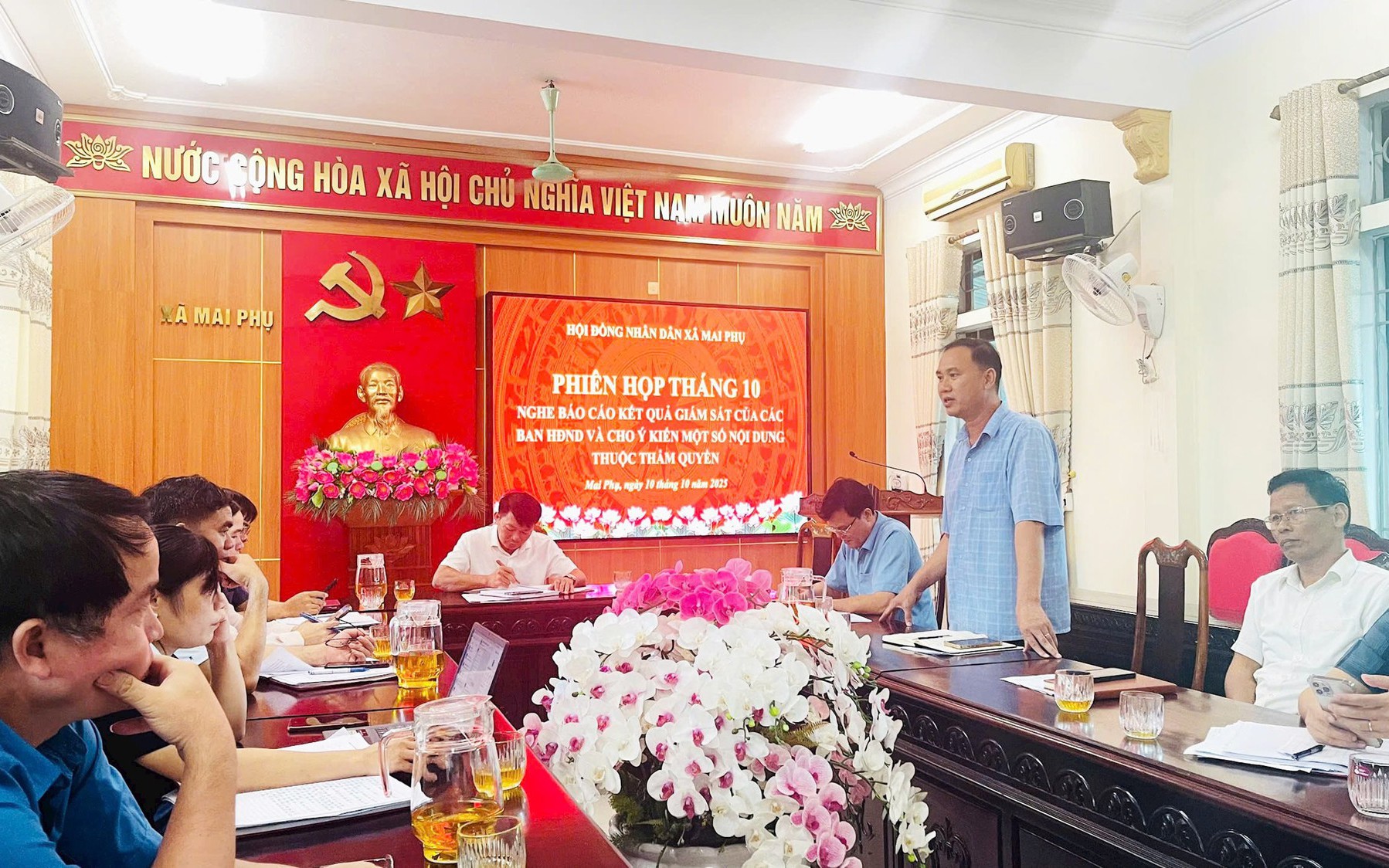 Xác định vị trí việc làm chuyên viên giúp việc các Ban của HĐND xã