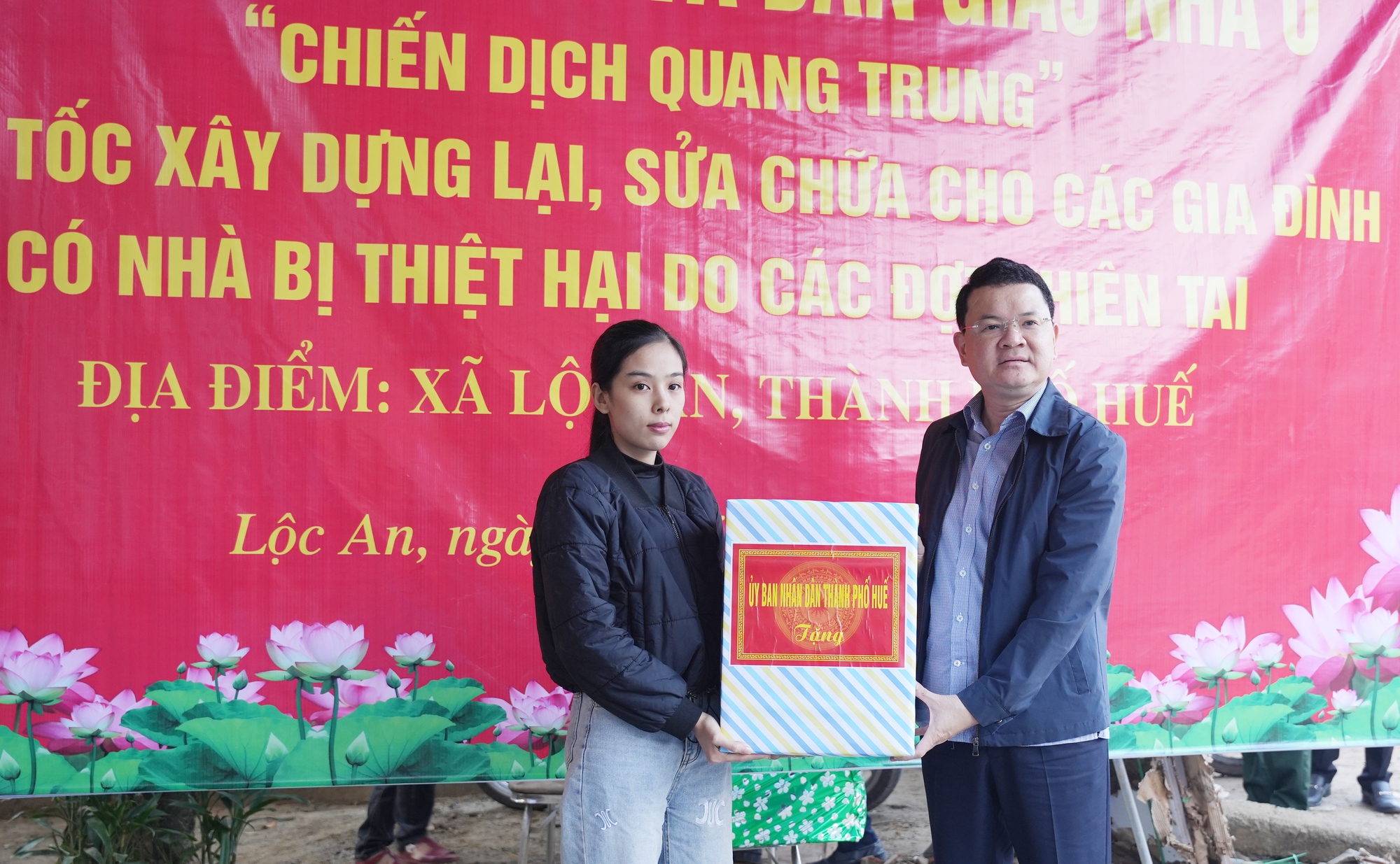 TP. Huế bàn giao nhà ở cho người dân sau 25 ngày triển khai "Chiến dịch Quang Trung"- Ảnh 2. TP. Huế bàn giao nhà ở cho người dân sau 25 ngày triển khai "Chiến dịch Quang Trung"- Ảnh 2.