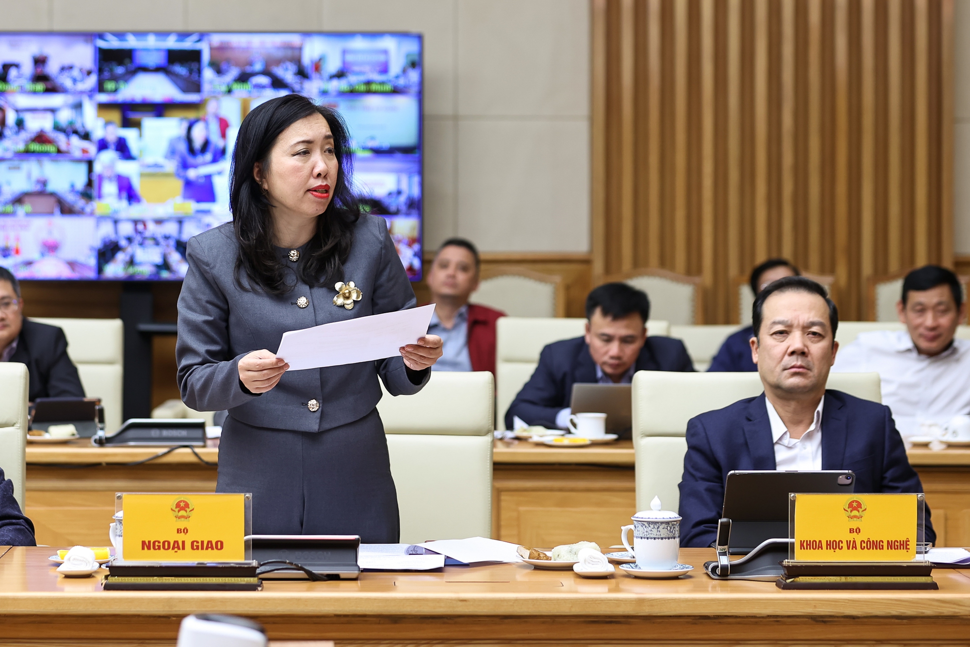 Thủ tướng: Trong tuần tới, xử lý dứt điểm các nhiệm vụ được giao trong chống khai thác IUU- Ảnh 5. Thủ tướng: Trong tuần tới, xử lý dứt điểm các nhiệm vụ được giao trong chống khai thác IUU- Ảnh 5.