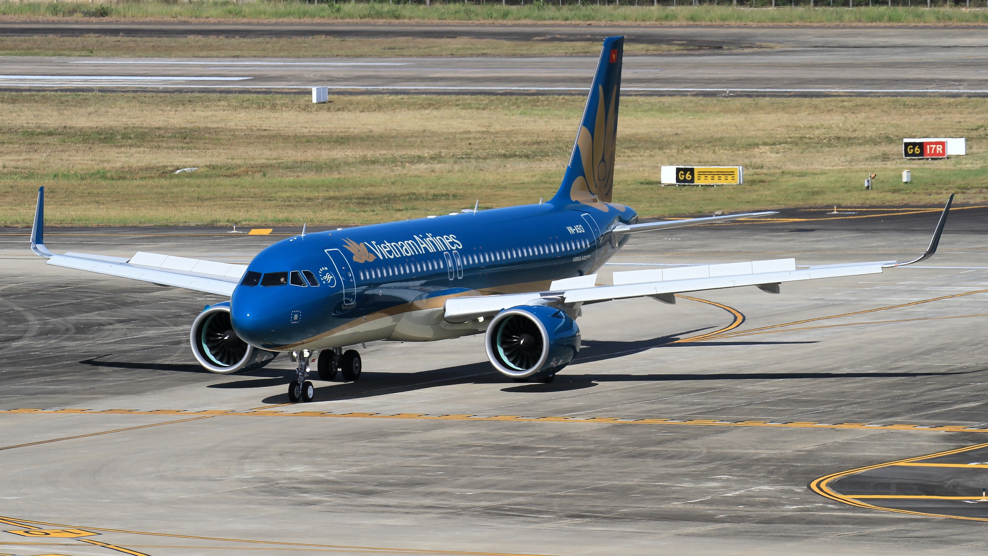 Vietnam Airlines tăng chuyến bay phục vụ cao điểm Tết Dương lịch 2026- Ảnh 2. Vietnam Airlines tăng chuyến bay phục vụ cao điểm Tết Dương lịch 2026- Ảnh 2.