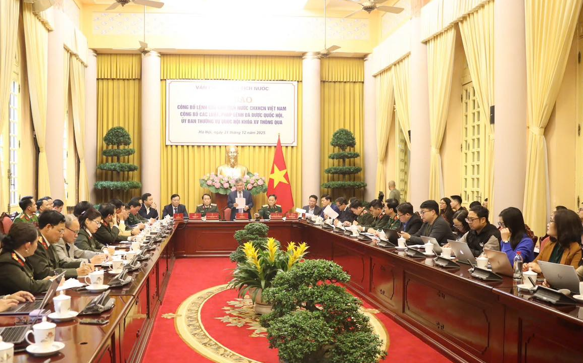 Công bố Lệnh của Chủ tịch nước về 14 luật và 1 pháp lệnh- Ảnh 2. Công bố Lệnh của Chủ tịch nước về 14 luật và 1 pháp lệnh- Ảnh 2.
