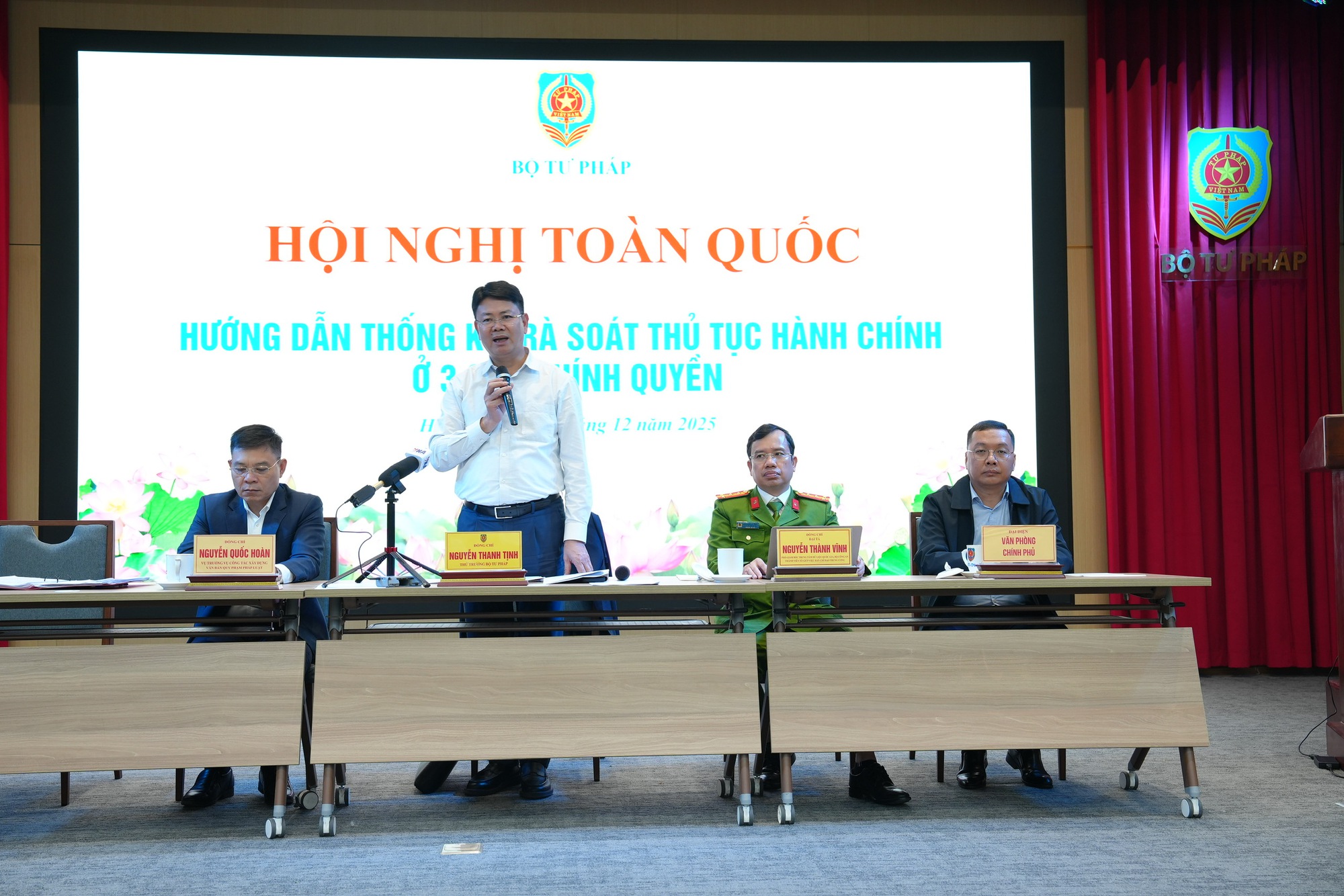 Sẵn sàng đưa vào vận hành hệ thống giải quyết thủ tục hành chính dùng chung ngành Tư pháp- Ảnh 1. Sẵn sàng đưa vào vận hành hệ thống giải quyết thủ tục hành chính dùng chung ngành Tư pháp- Ảnh 1.