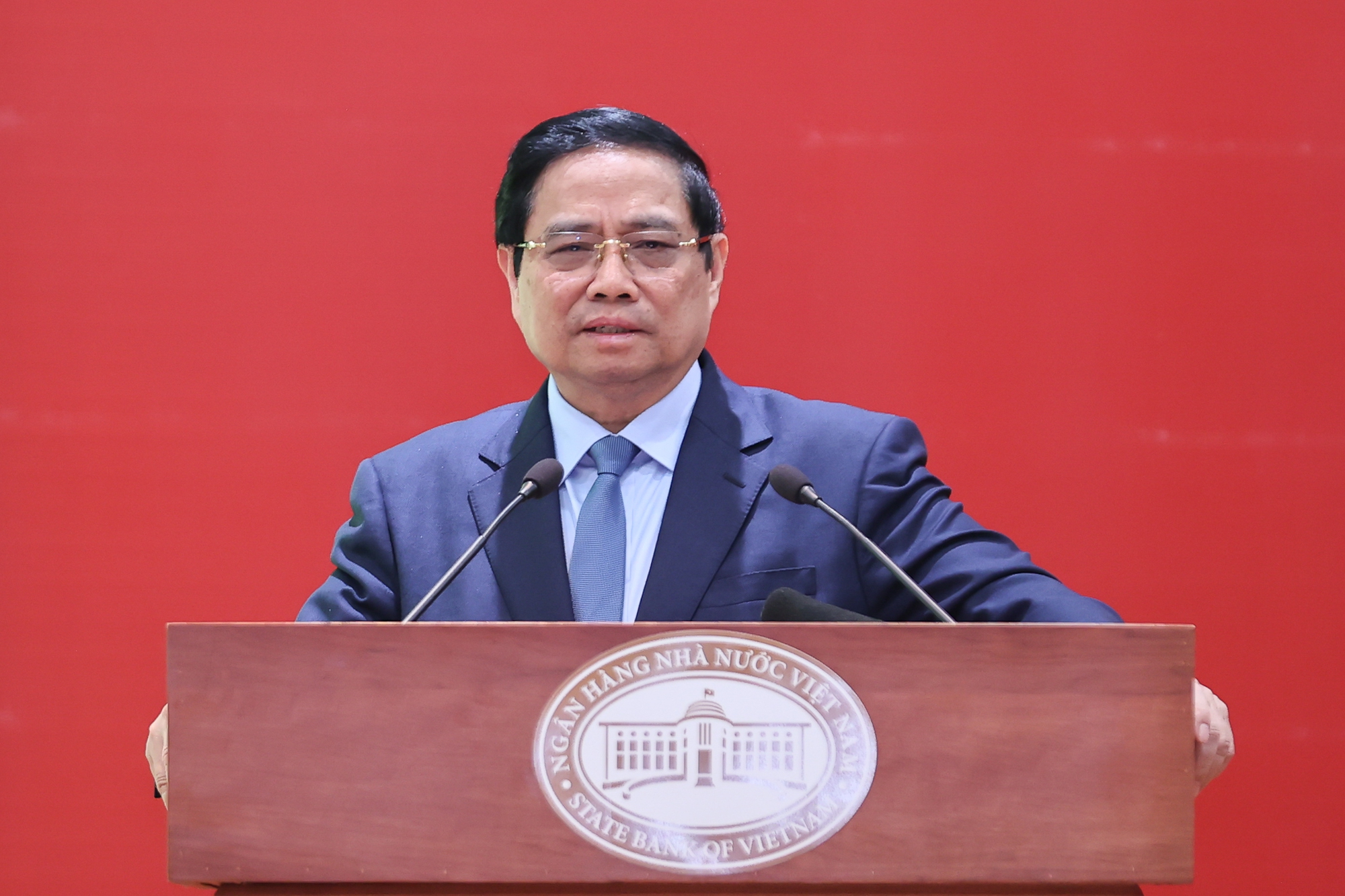 Thủ tướng: Mọi hoạt động của ngân hàng phải đổi mới, phải đột phá nhưng nhất quán mục tiêu- Ảnh 4. Thủ tướng: Mọi hoạt động của ngân hàng phải đổi mới, phải đột phá nhưng nhất quán mục tiêu- Ảnh 4.