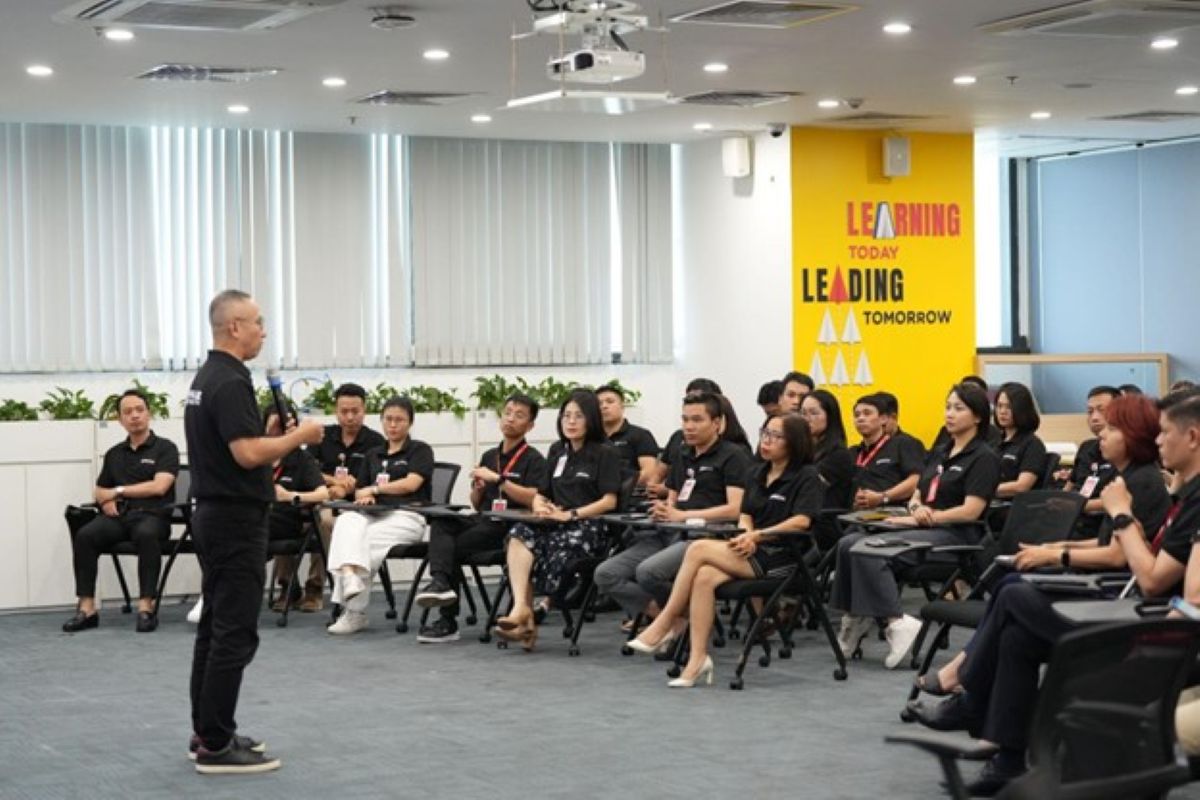 Biến linh hoạt thành sức mạnh quản trị tại ROX Group- Ảnh 1.