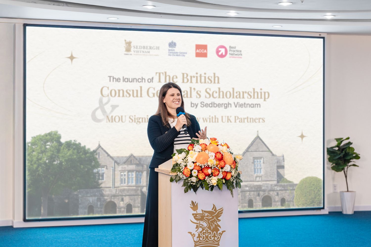 Dấu ấn hợp tác Anh - Việt qua học bổng Tổng Lãnh sự Anh- Ảnh 1.