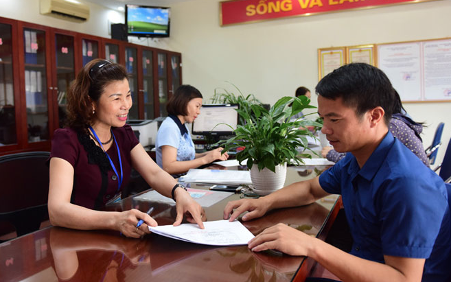 Thẩm quyền nâng lương cho các chức danh của HĐND