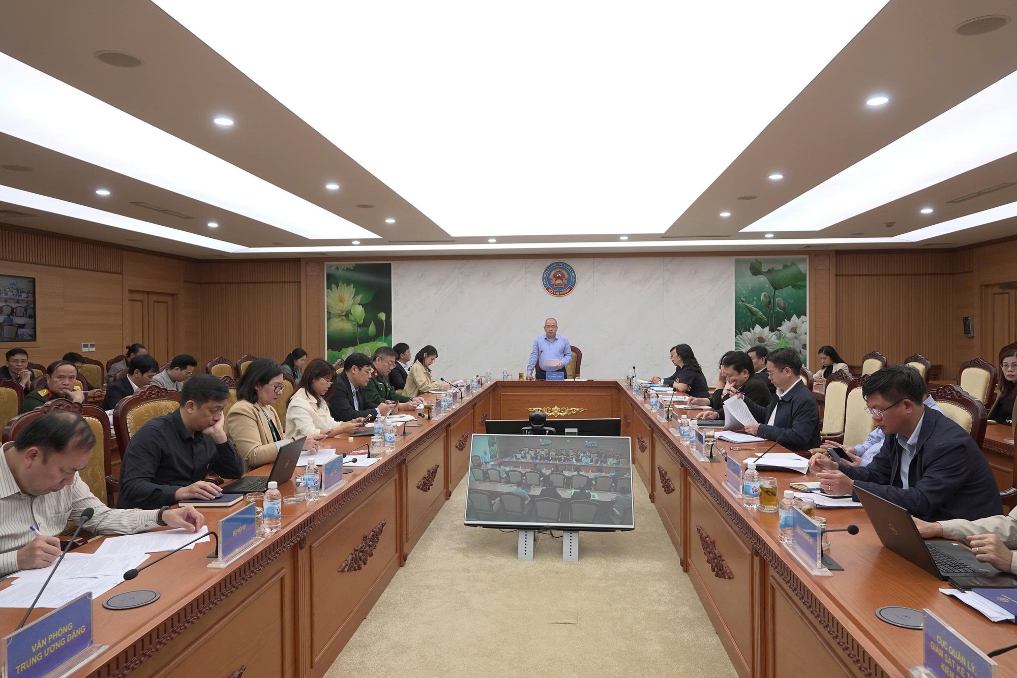 66% tổng số cơ sở nhà, đất dôi dư đã được sắp xếp- Ảnh 1. 66% tổng số cơ sở nhà, đất dôi dư đã được sắp xếp- Ảnh 1.